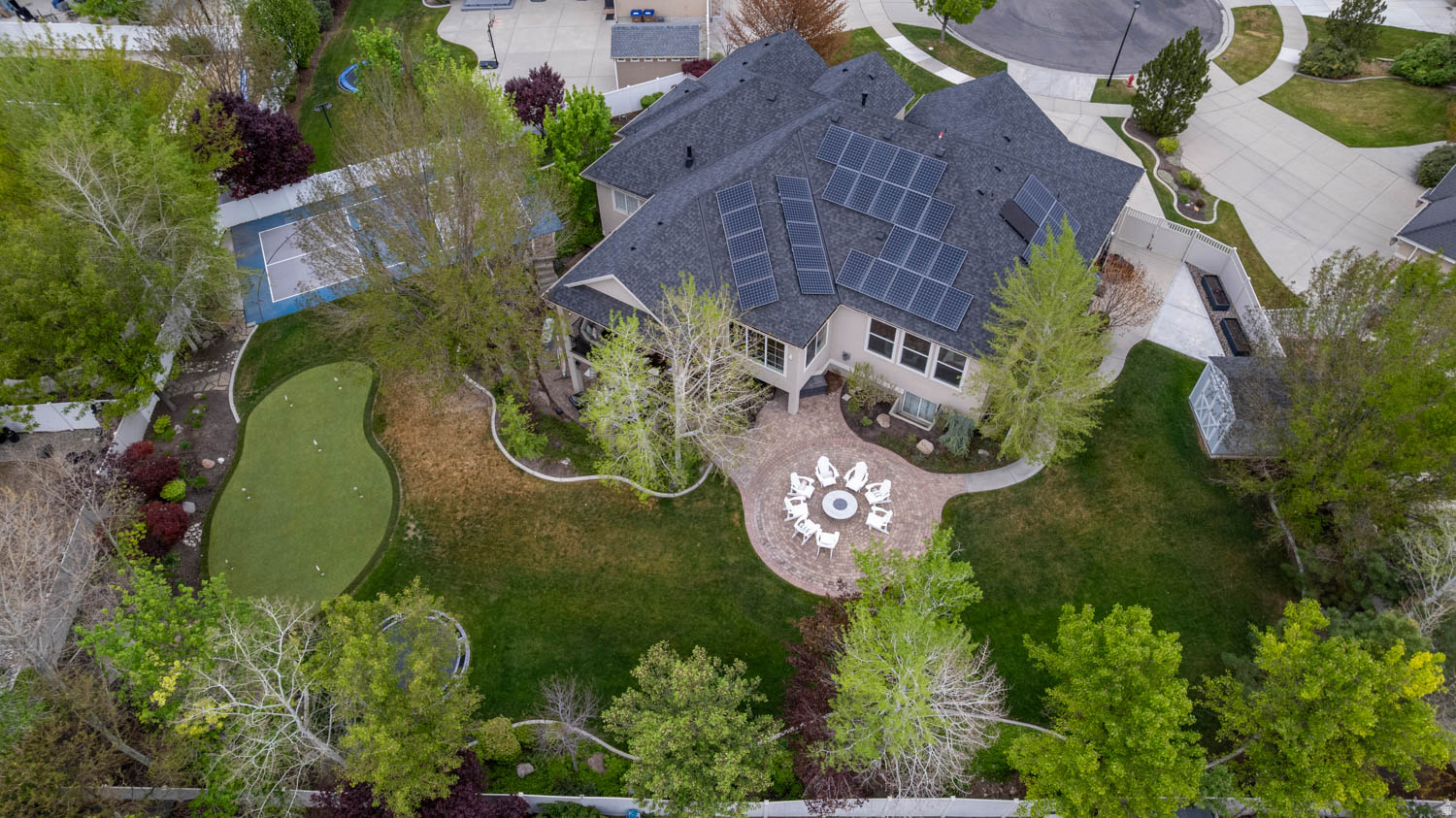 MEADOWS - Residential