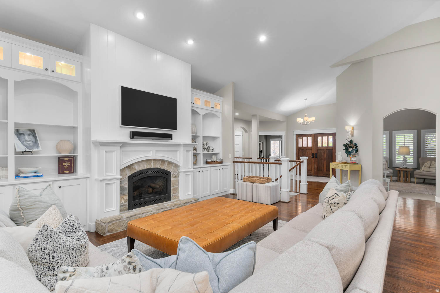 MEADOWS - Residential