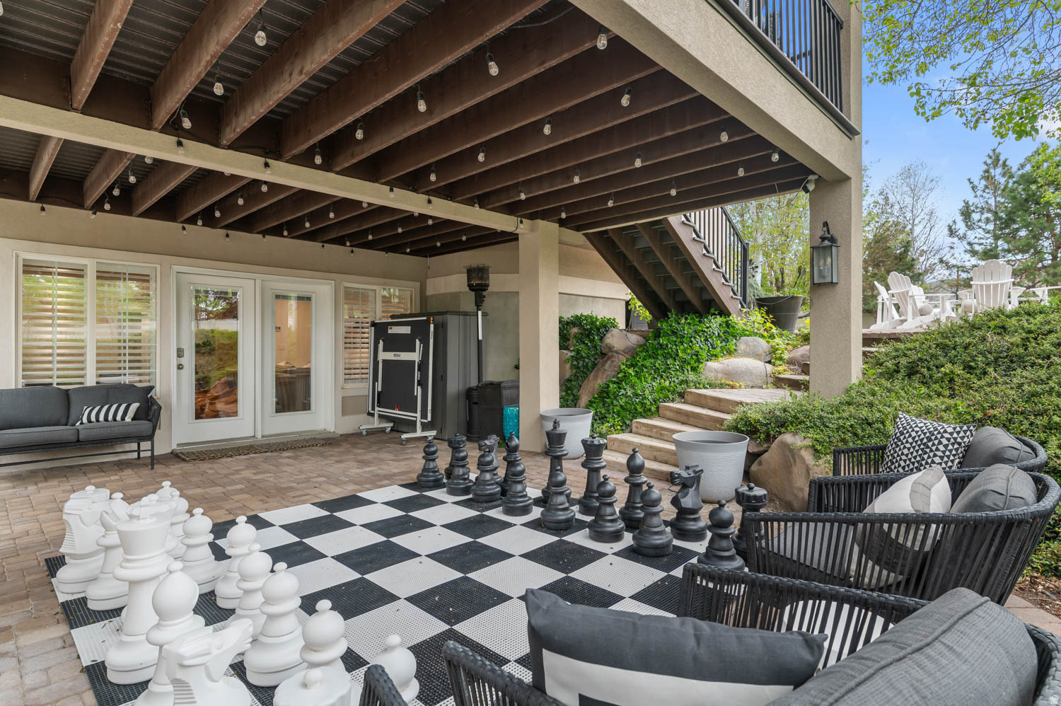 MEADOWS - Residential