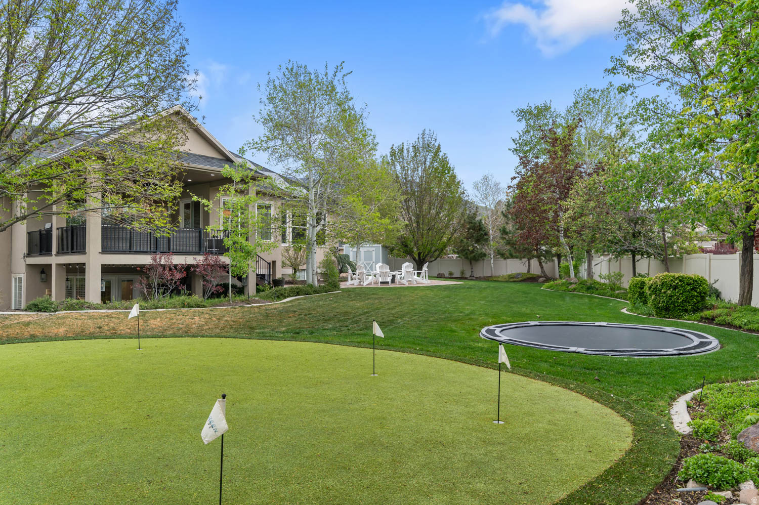 MEADOWS - Residential