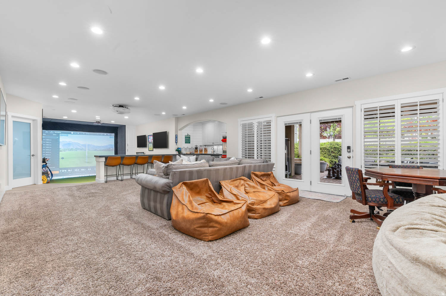 MEADOWS - Residential