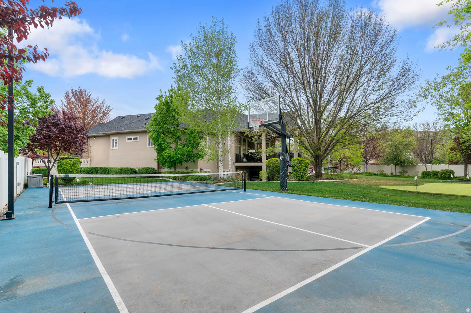 MEADOWS - Residential