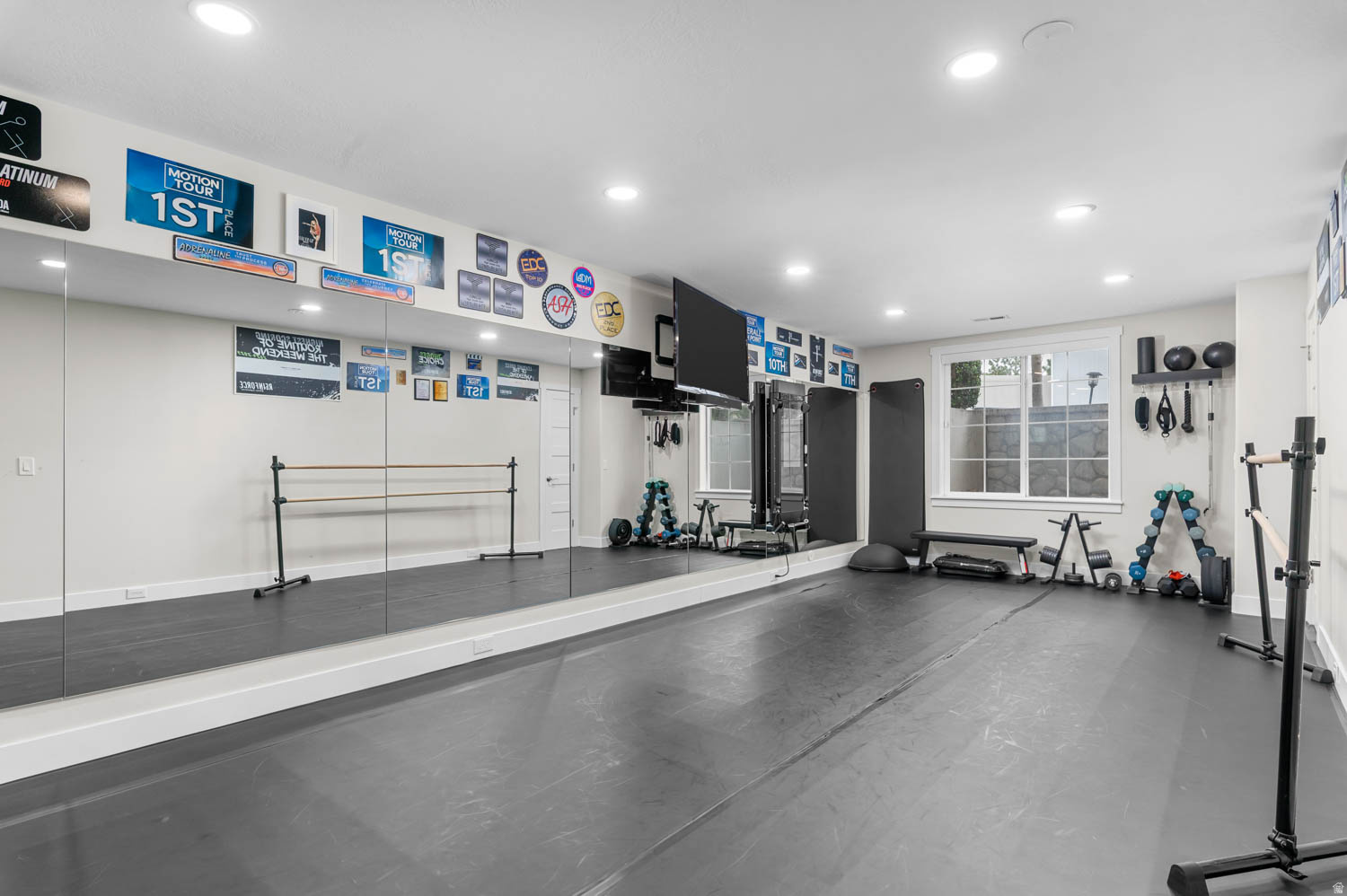 MEADOWS - Residential