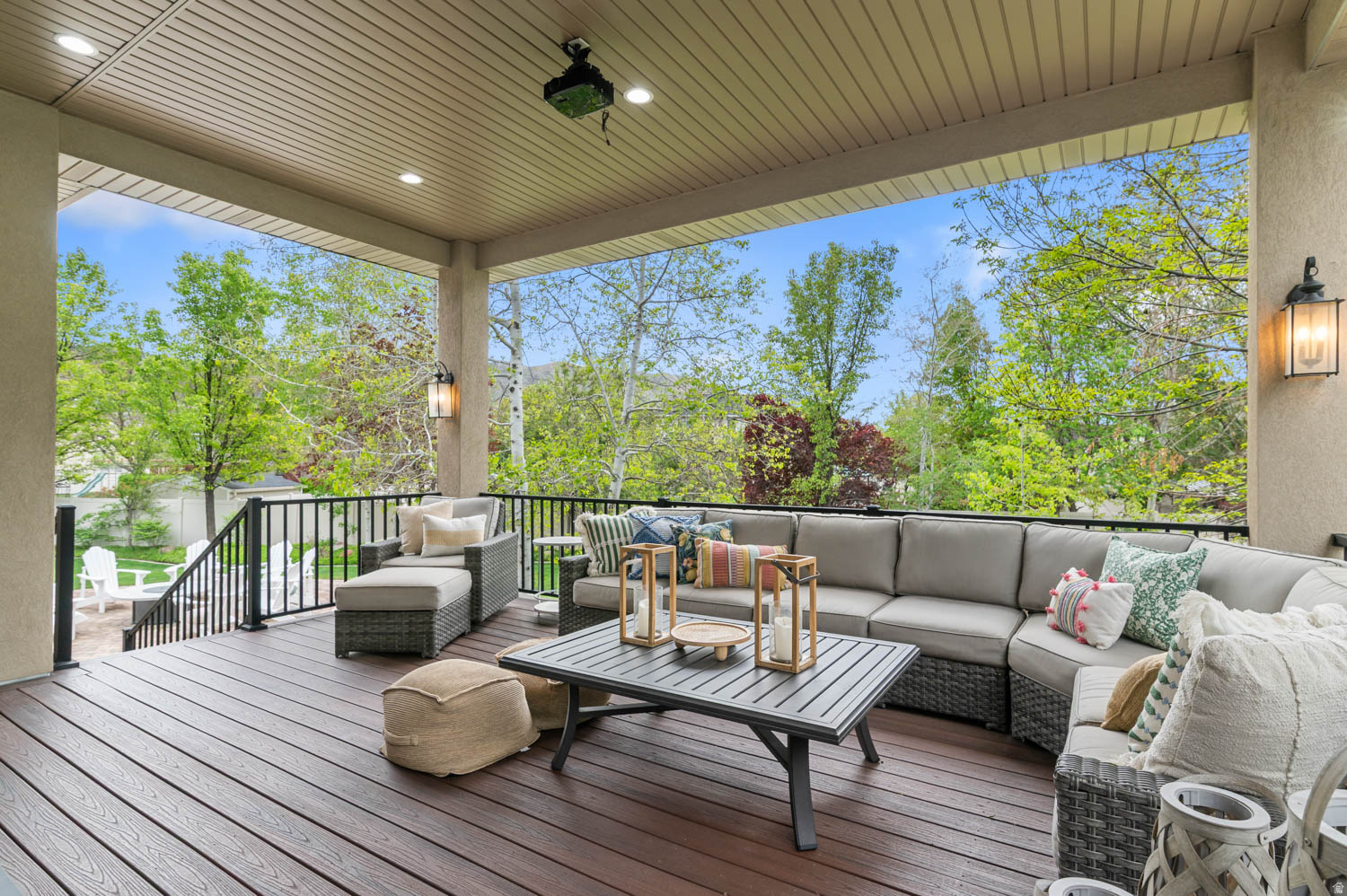 MEADOWS - Residential