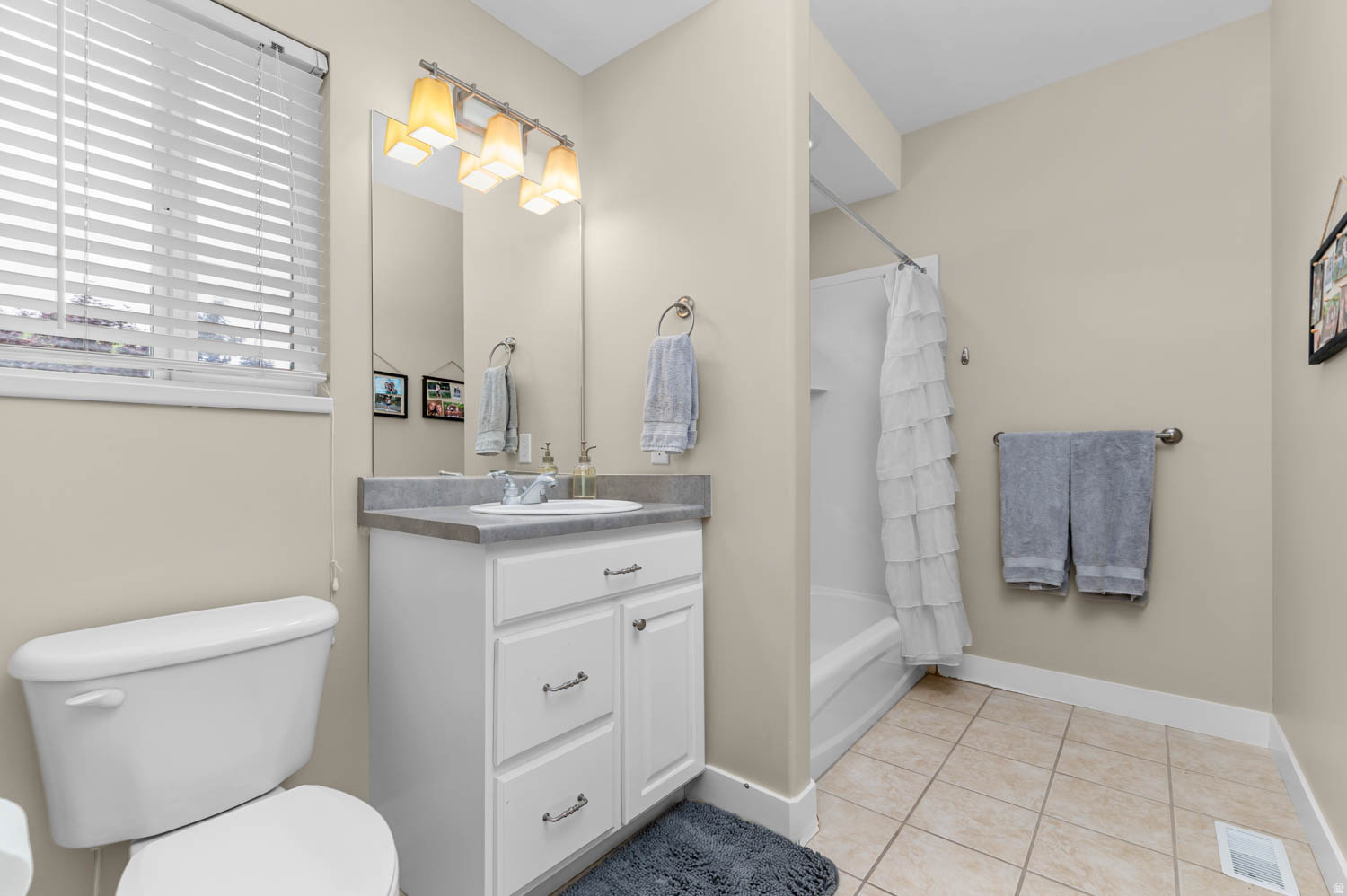 MEADOWS - Residential