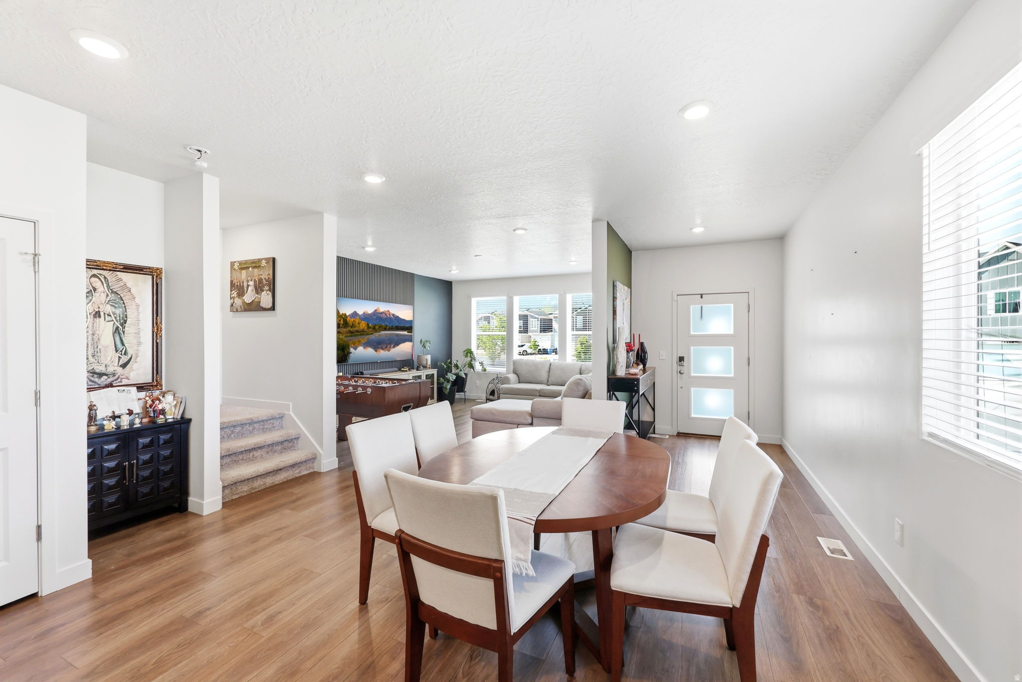 ESCALA - Residential