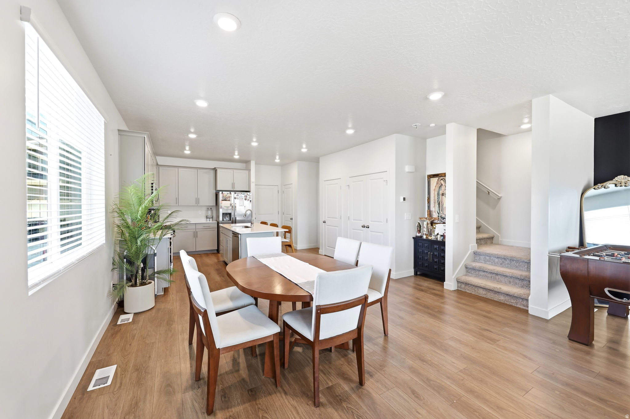 ESCALA - Residential