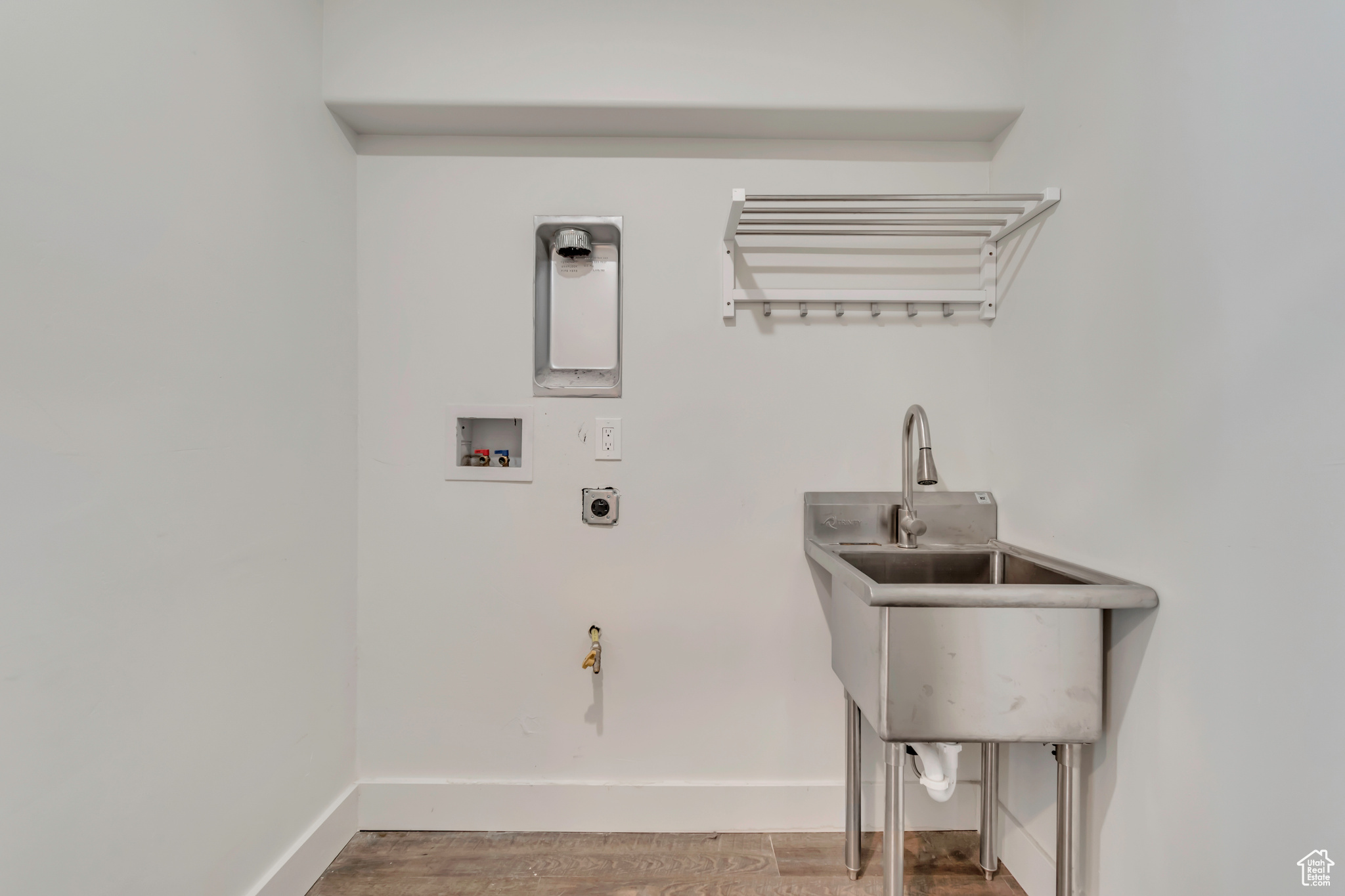 QUIET MEADOW FARMS - Residential