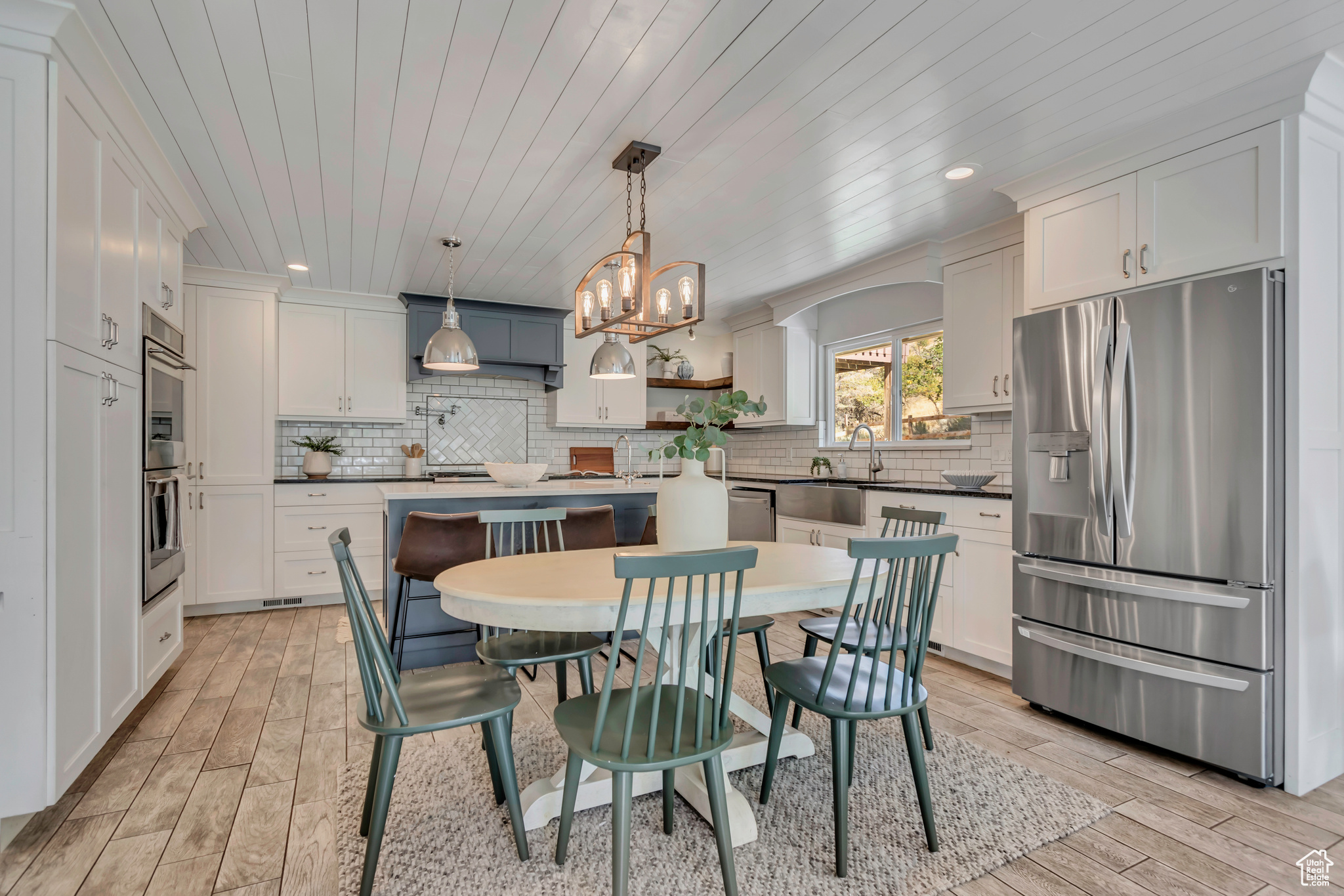 QUIET MEADOW FARMS - Residential