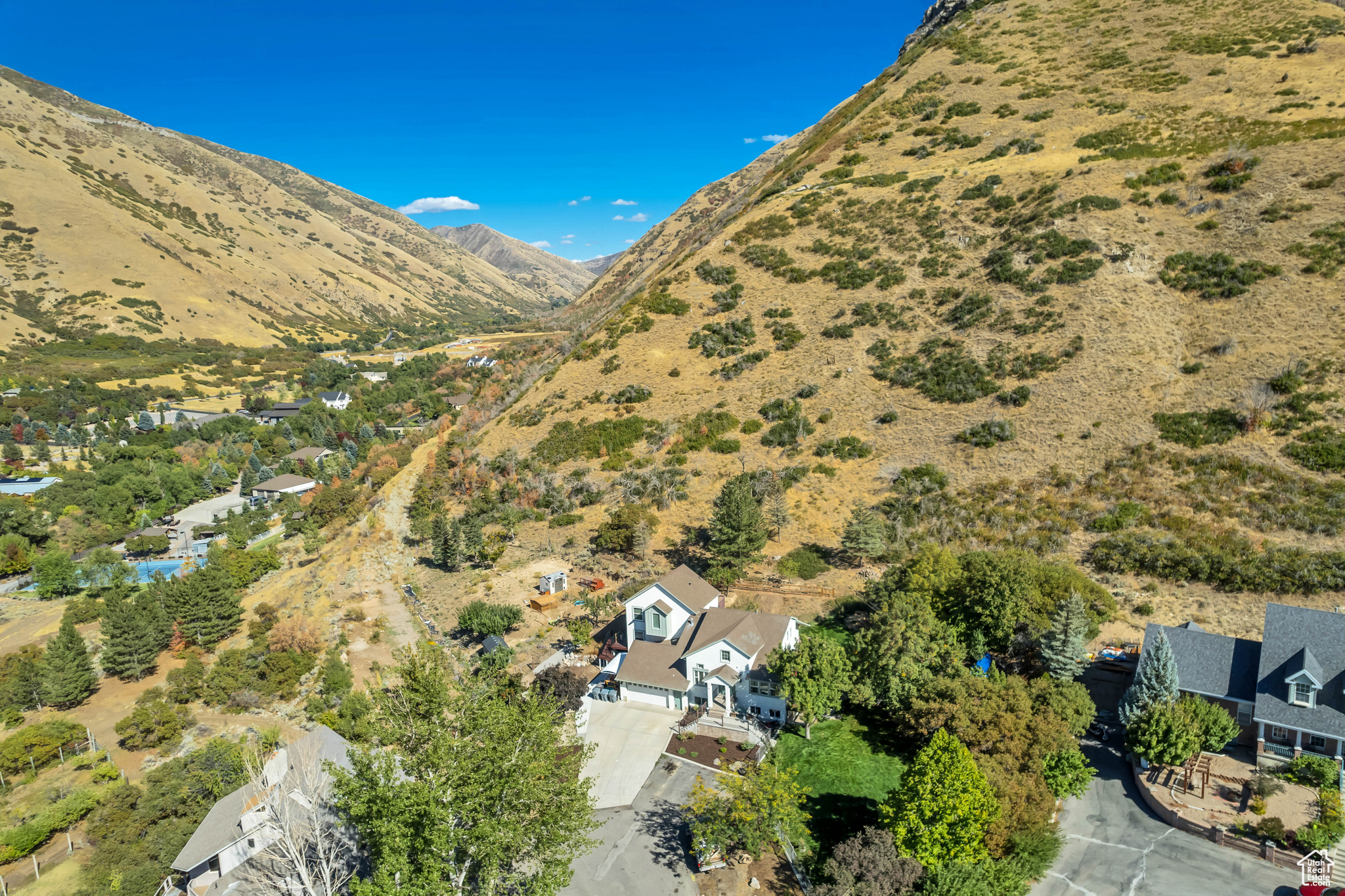 QUIET MEADOW FARMS - Residential