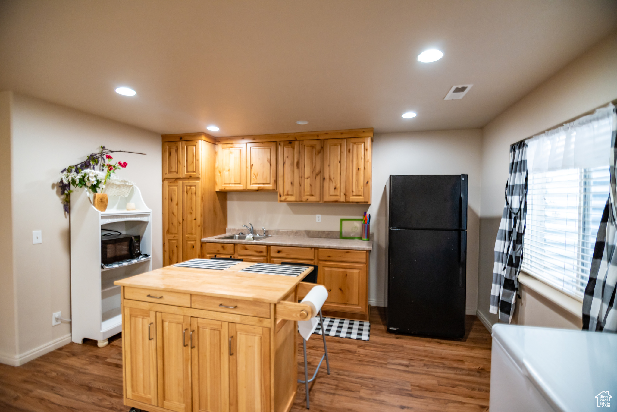 4092 W Juniper Hills Dr, South Jordan, Utah image 21