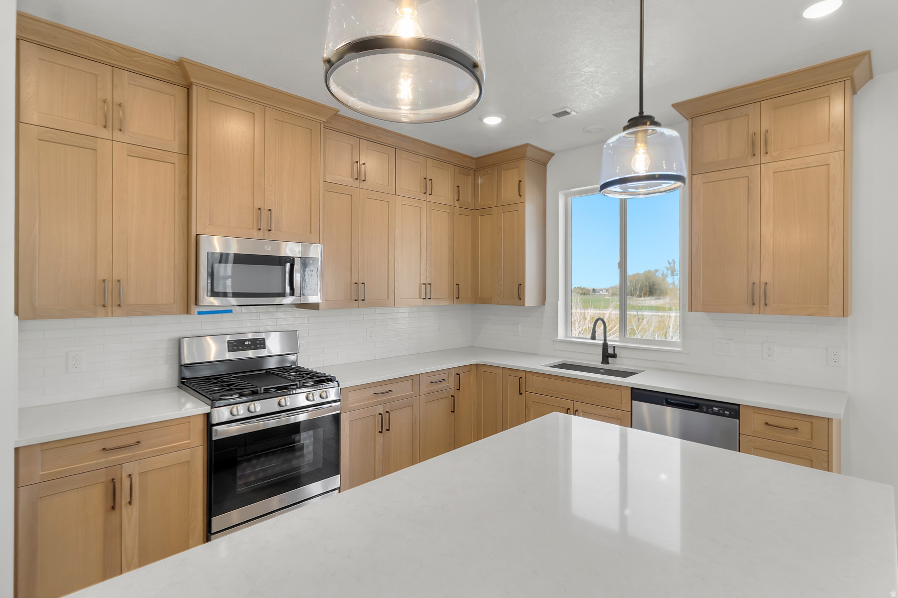 RIDGELINE PARK - Residential