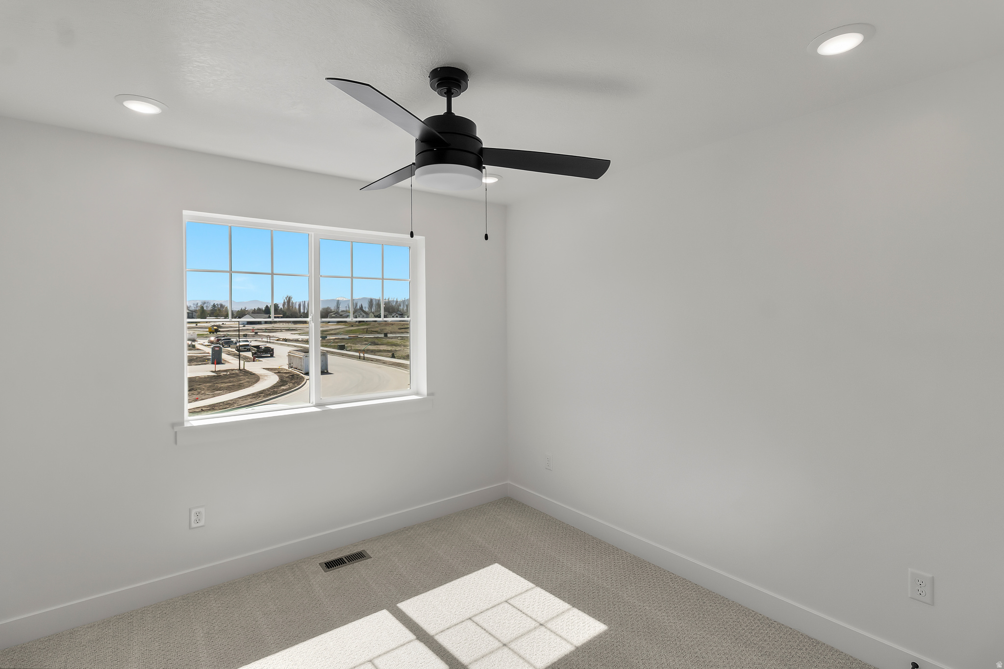 RIDGELINE PARK - Residential