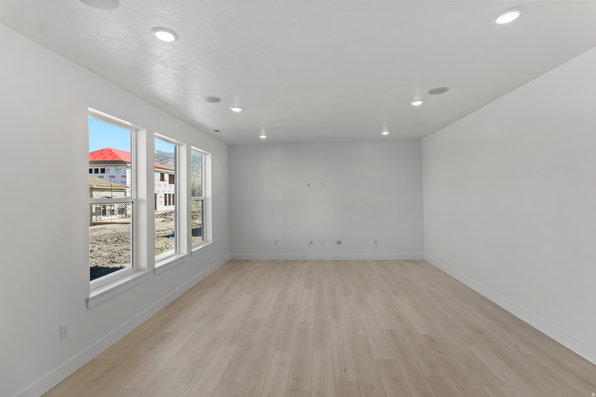 RIDGELINE PARK - Residential