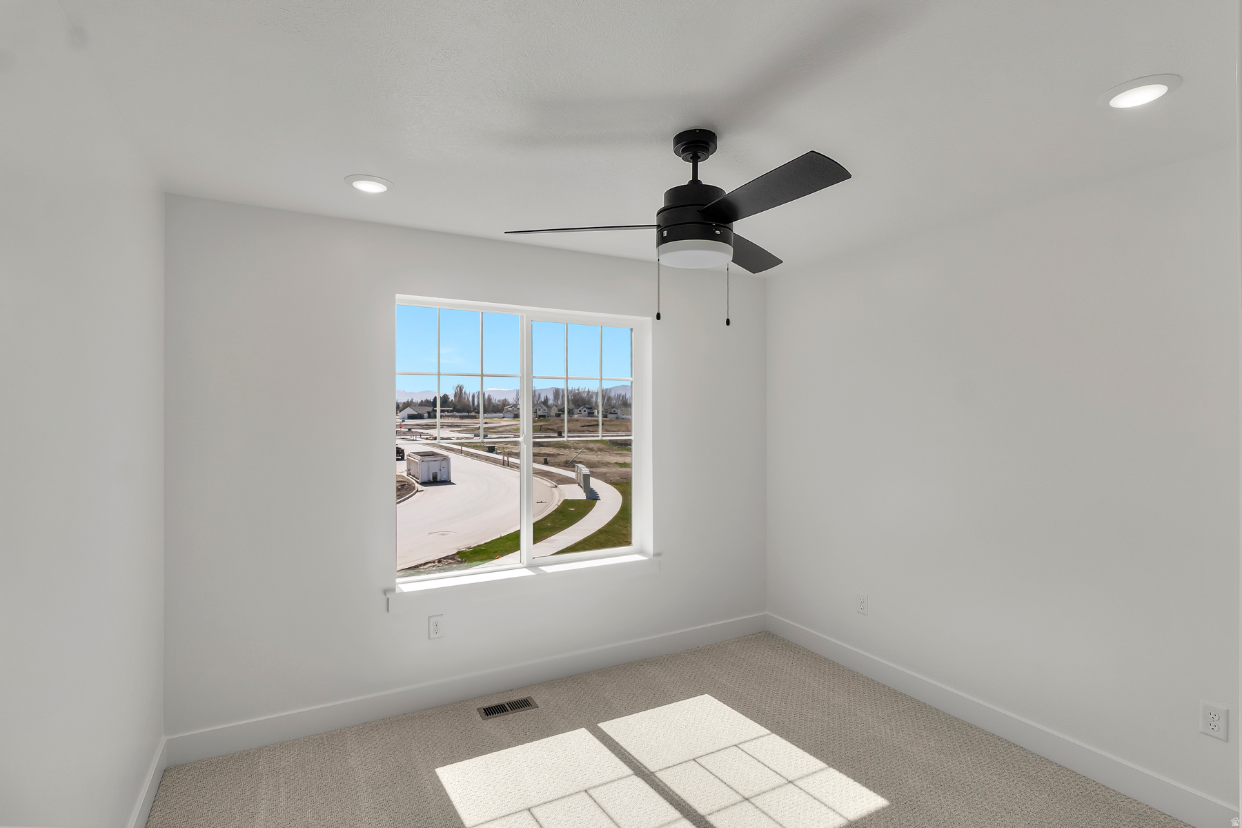 RIDGELINE PARK - Residential