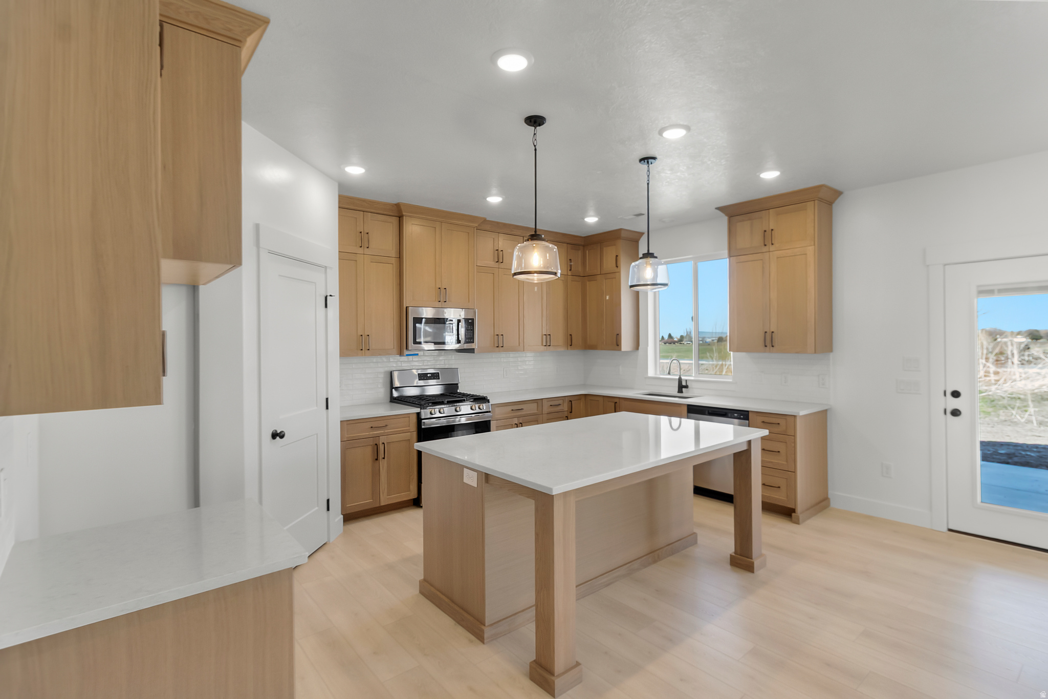 RIDGELINE PARK - Residential