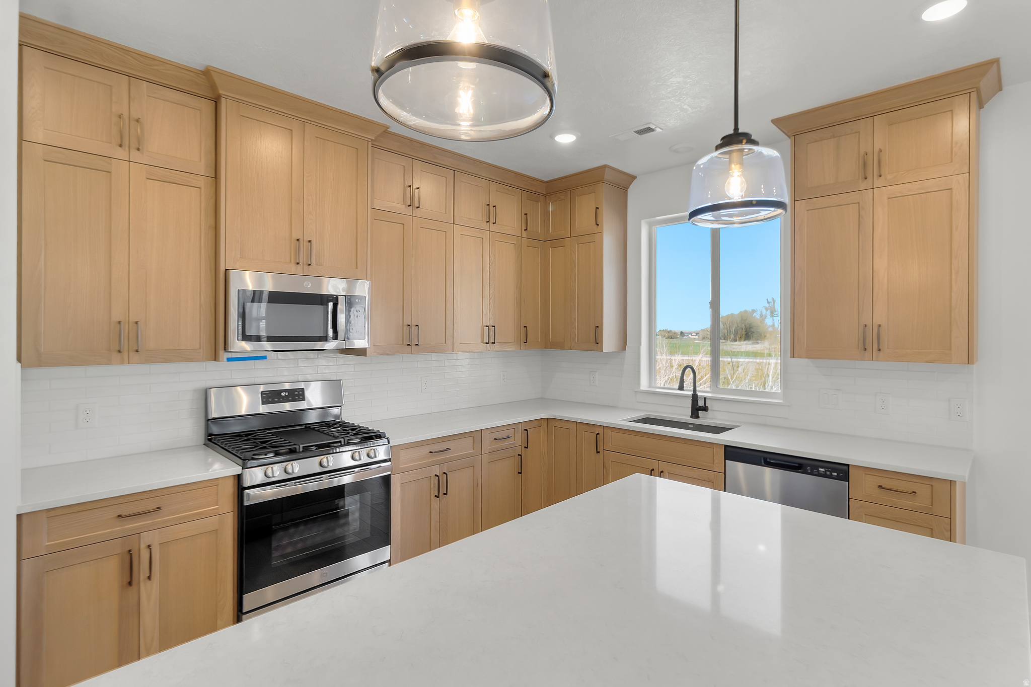 RIDGELINE PARK - Residential