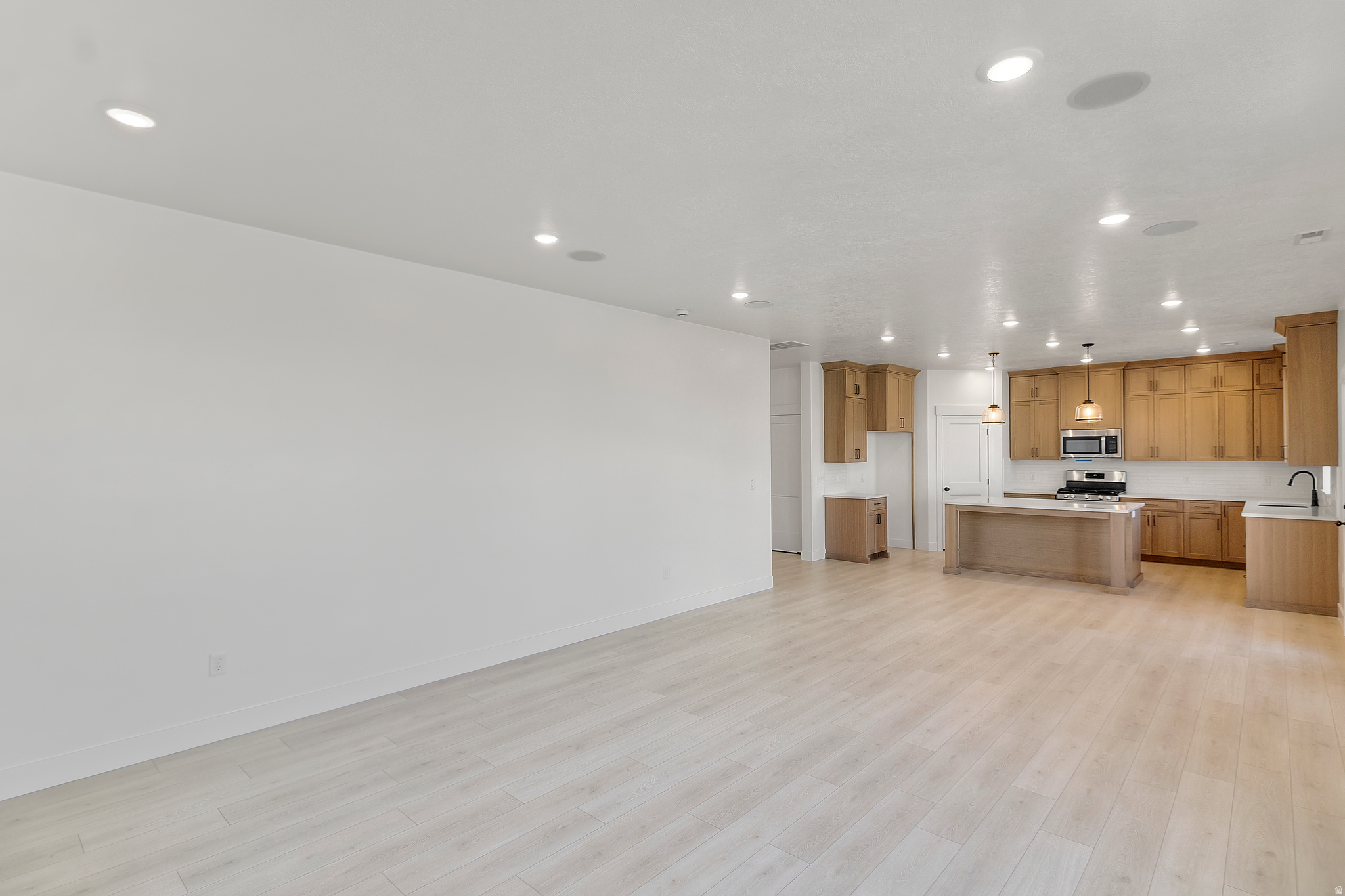 RIDGELINE PARK - Residential