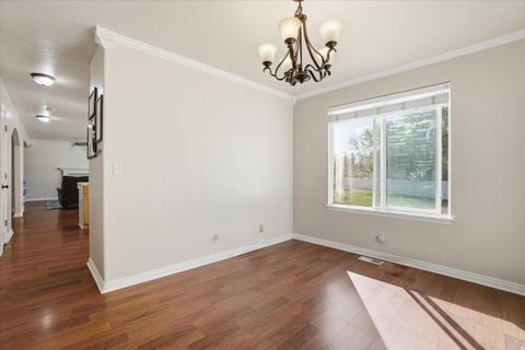 Tiny photo for 1359 W PARKSIDE LN S, Layton, UT 84041 (MLS # 2153509)