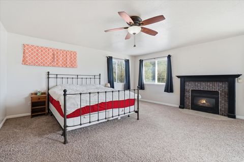 Tiny photo for 1359 W PARKSIDE LN S, Layton, UT 84041 (MLS # 2153509)