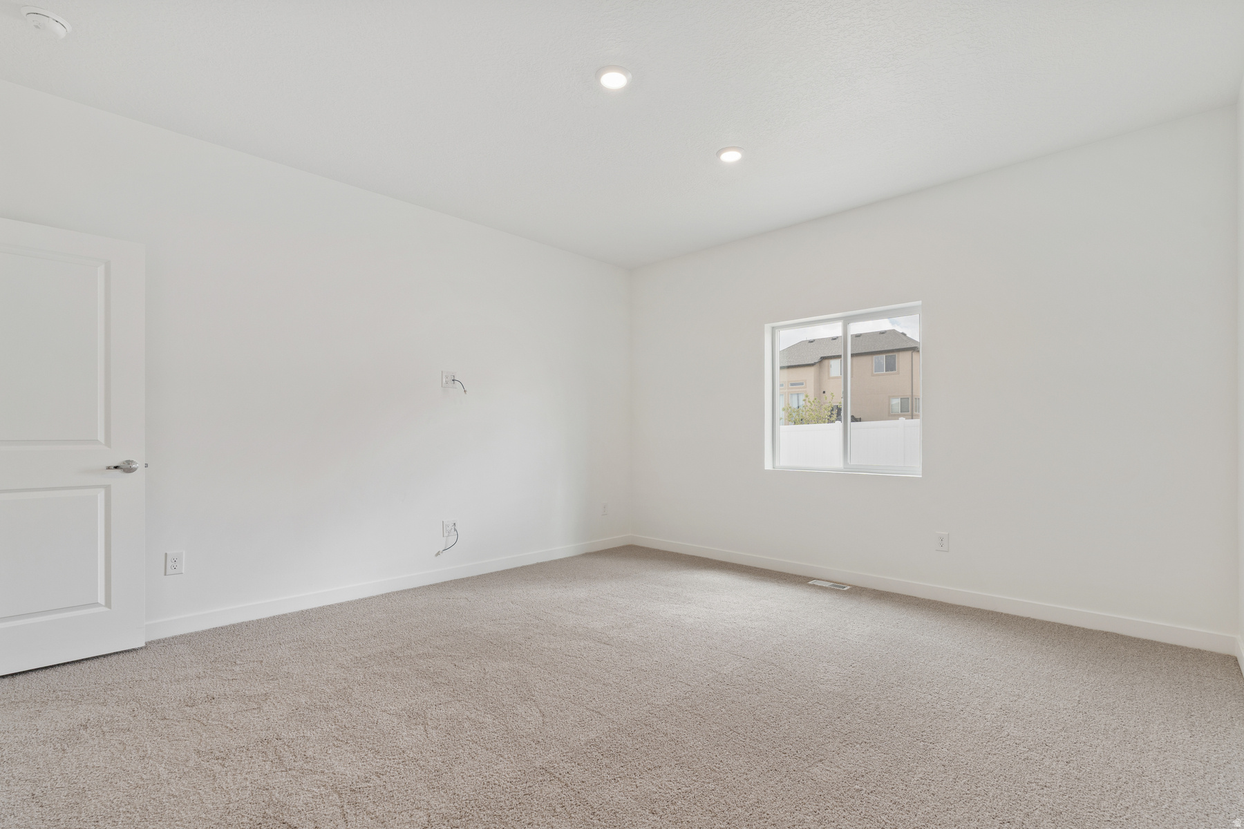 DESERT EDGE - Residential