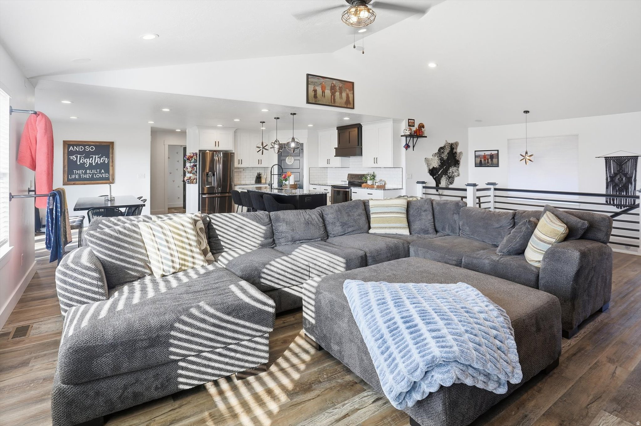 RIVER BEND ESTATES - Residential