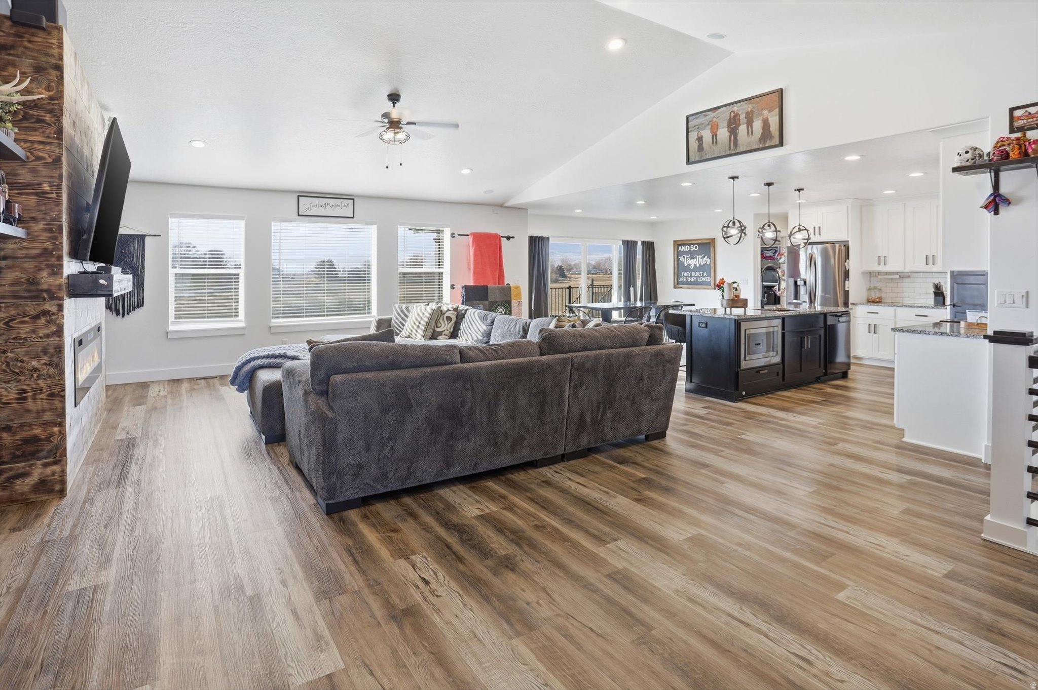 RIVER BEND ESTATES - Residential