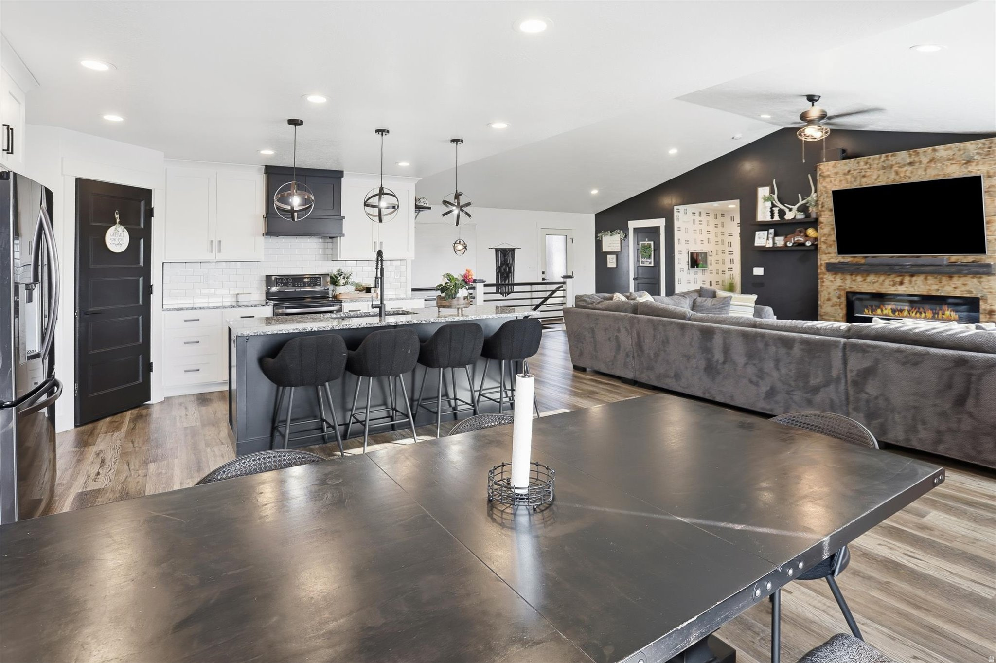 RIVER BEND ESTATES - Residential