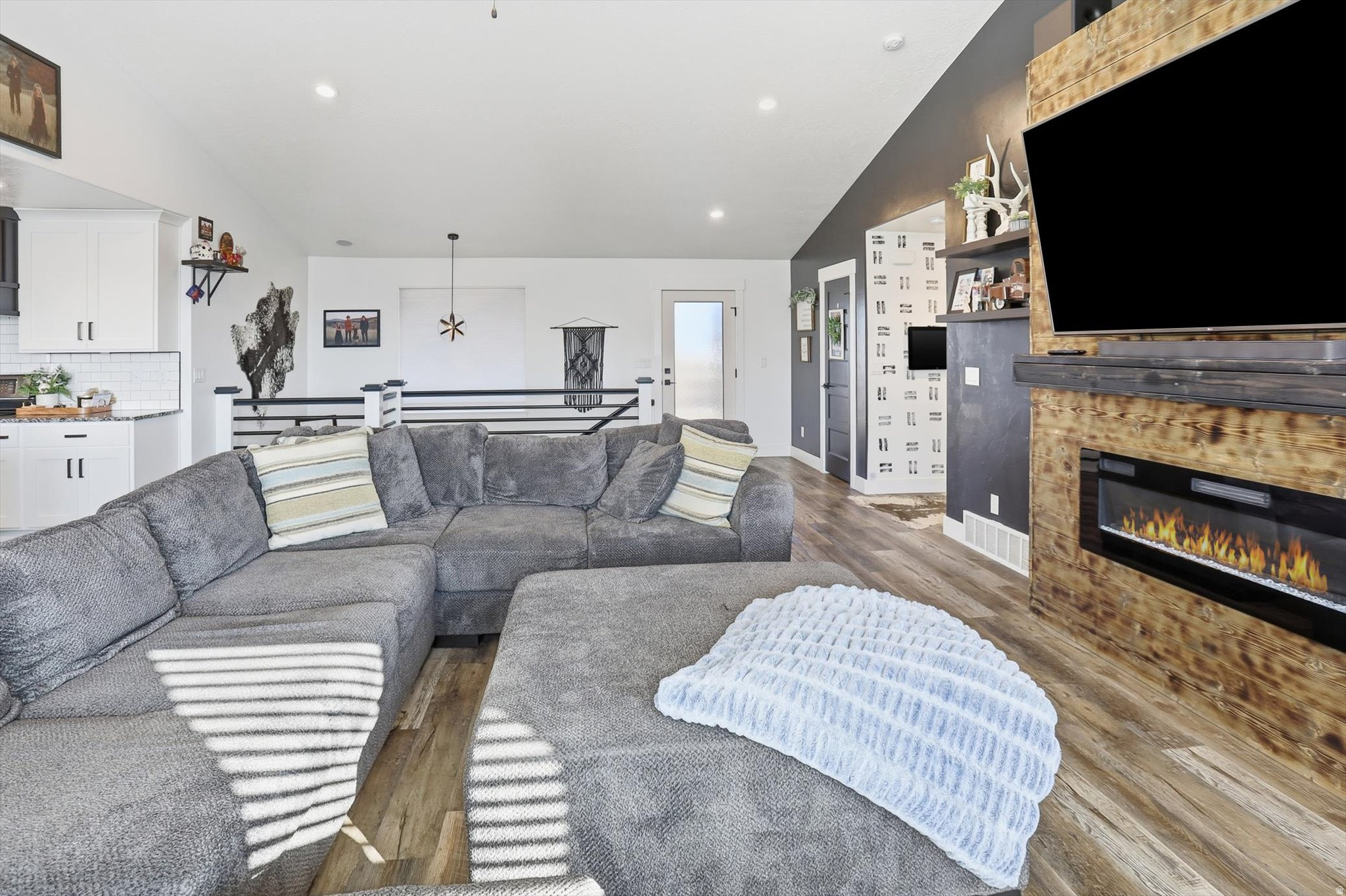 RIVER BEND ESTATES - Residential