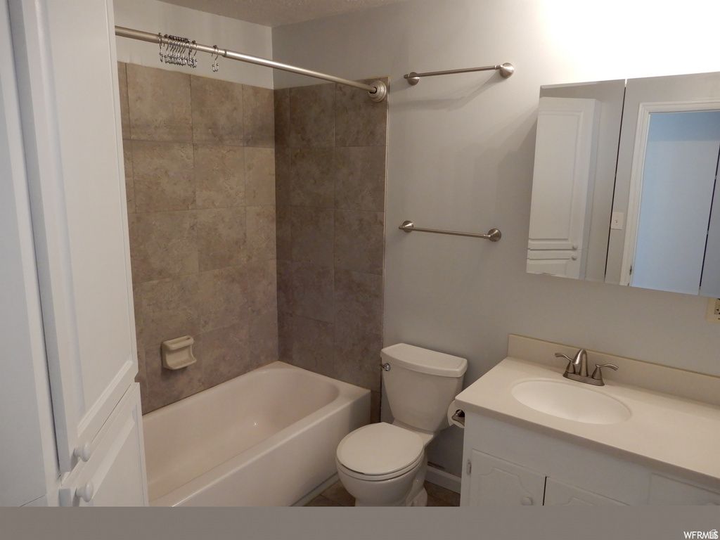 Photo of 490 S AVERETT AVE, Springville, UT 84663 (MLS # 2170180)