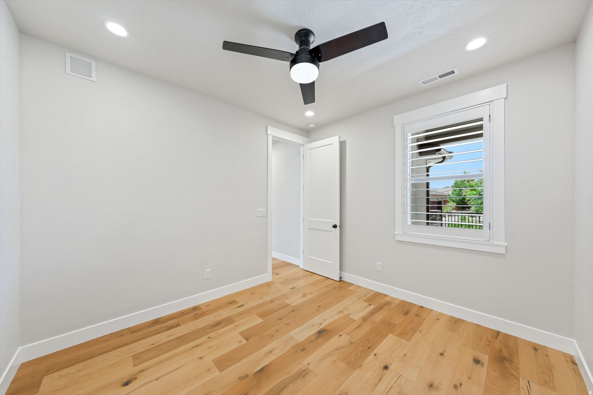 BELLA SOL AT SANTA CLARA PH 5 - Residential