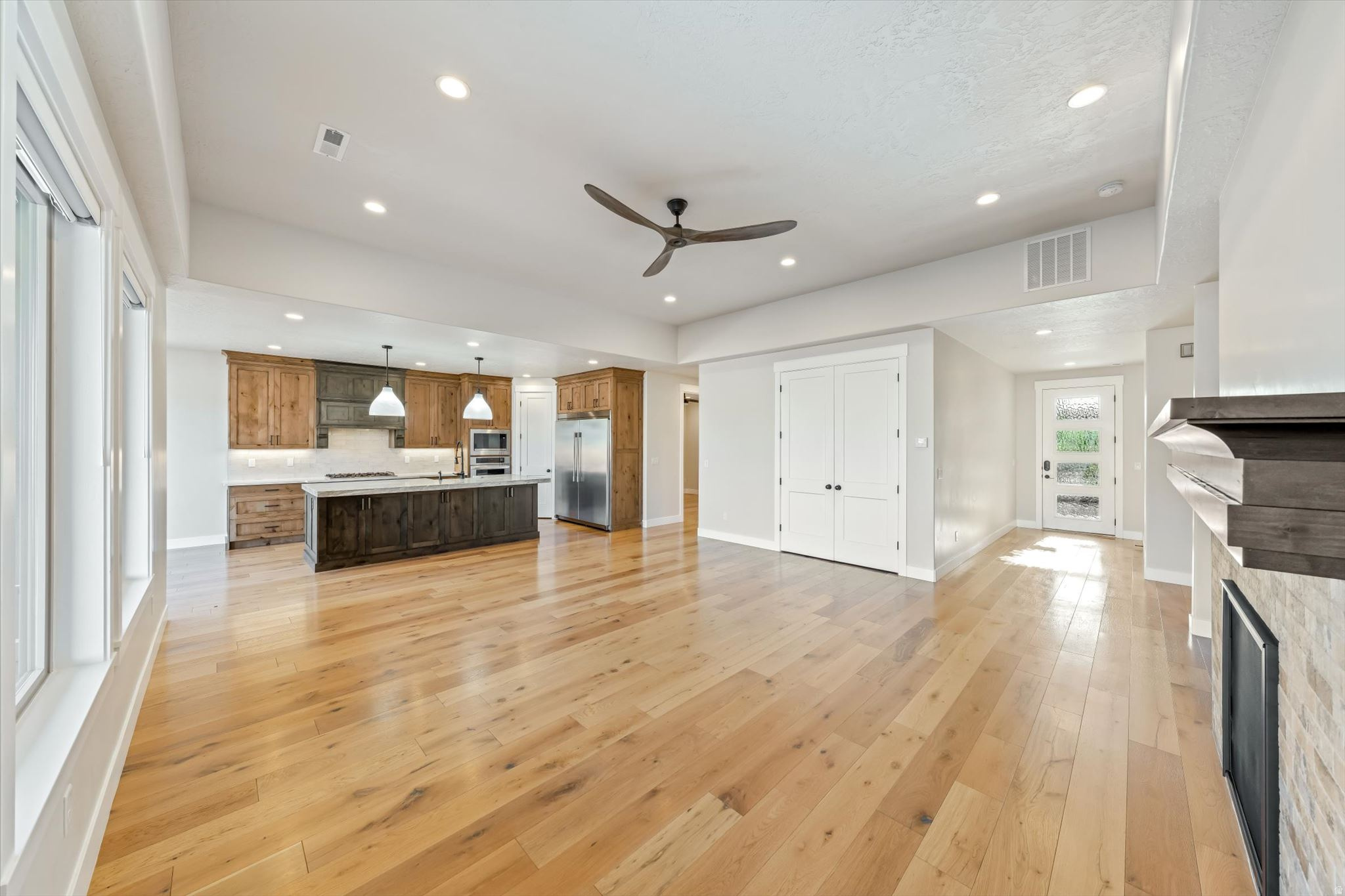 BELLA SOL AT SANTA CLARA PH 5 - Residential