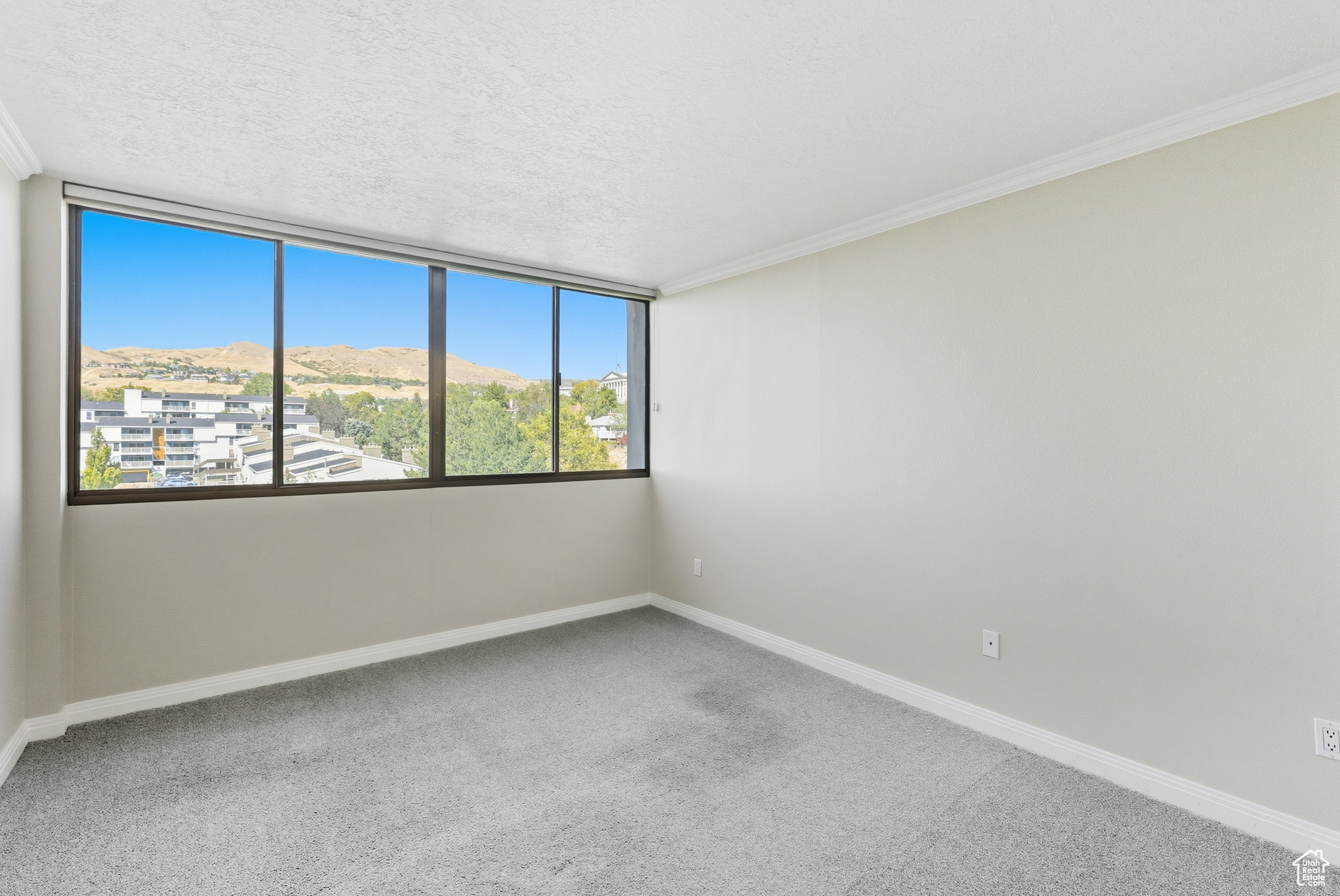 ZION SUMMIT CONDM - Residential