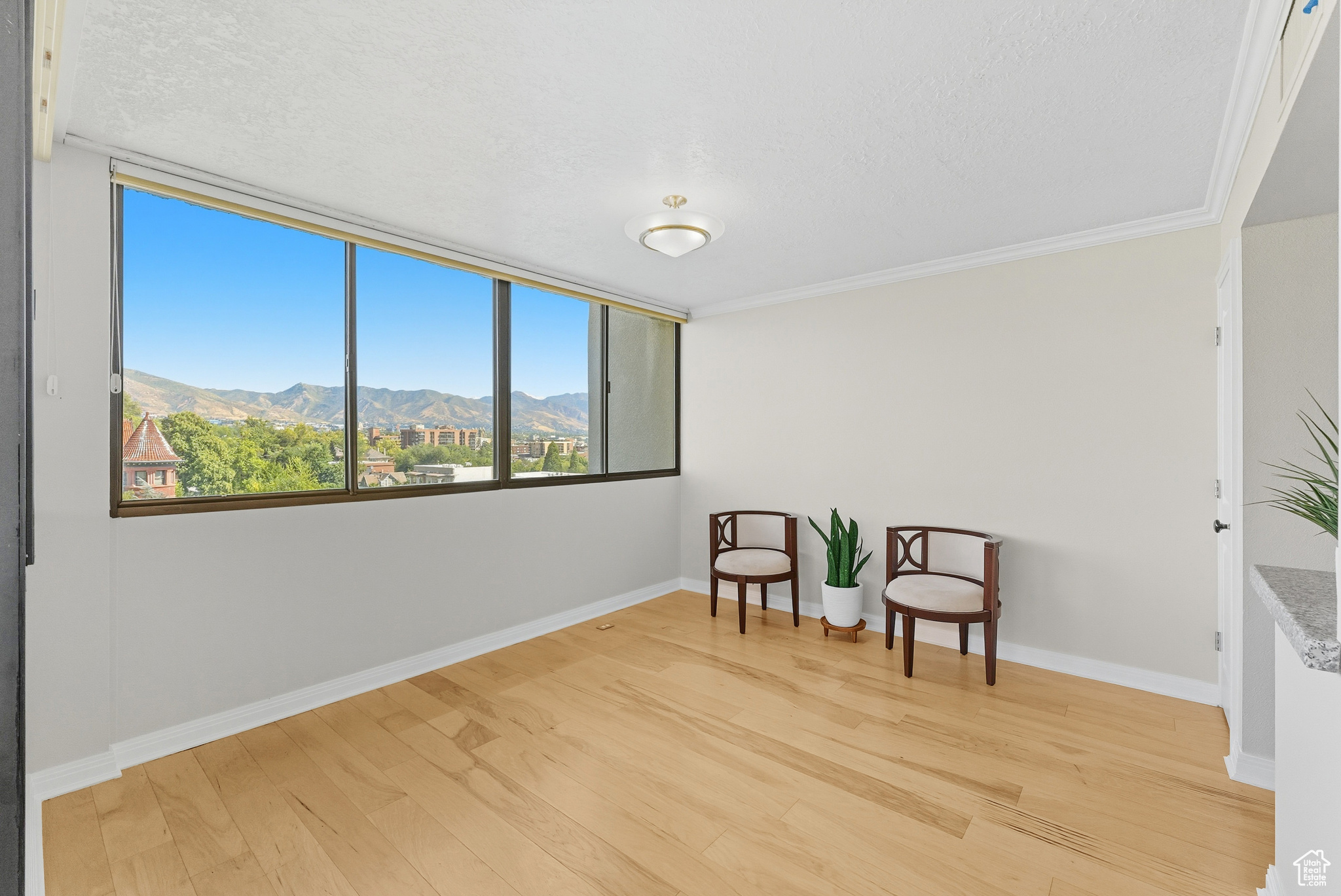 ZION SUMMIT CONDM - Residential