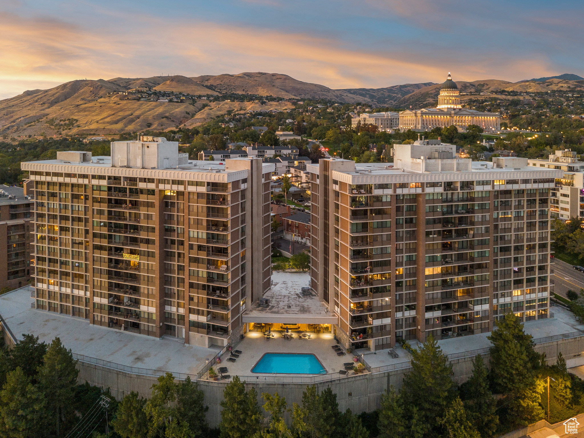 ZION SUMMIT CONDM - Residential
