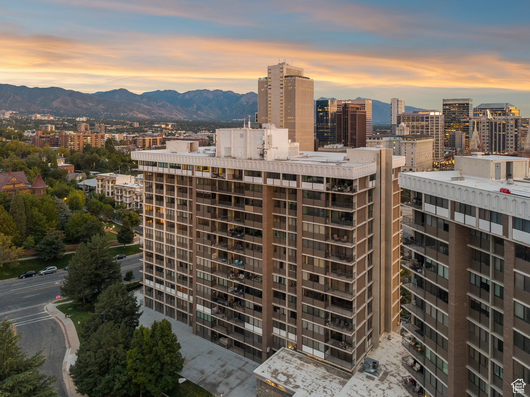 ZION SUMMIT CONDM - Residential