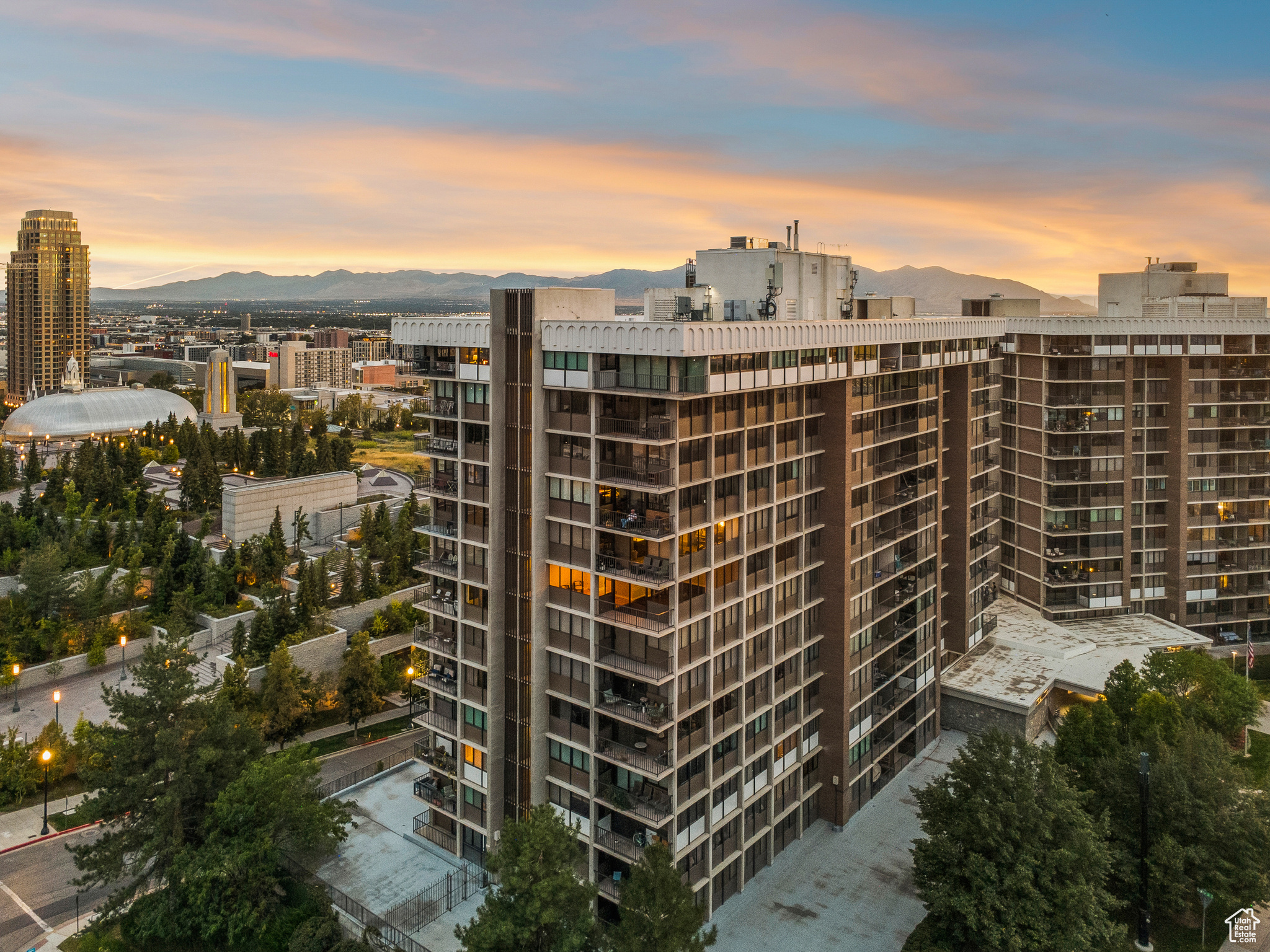 ZION SUMMIT CONDM - Residential