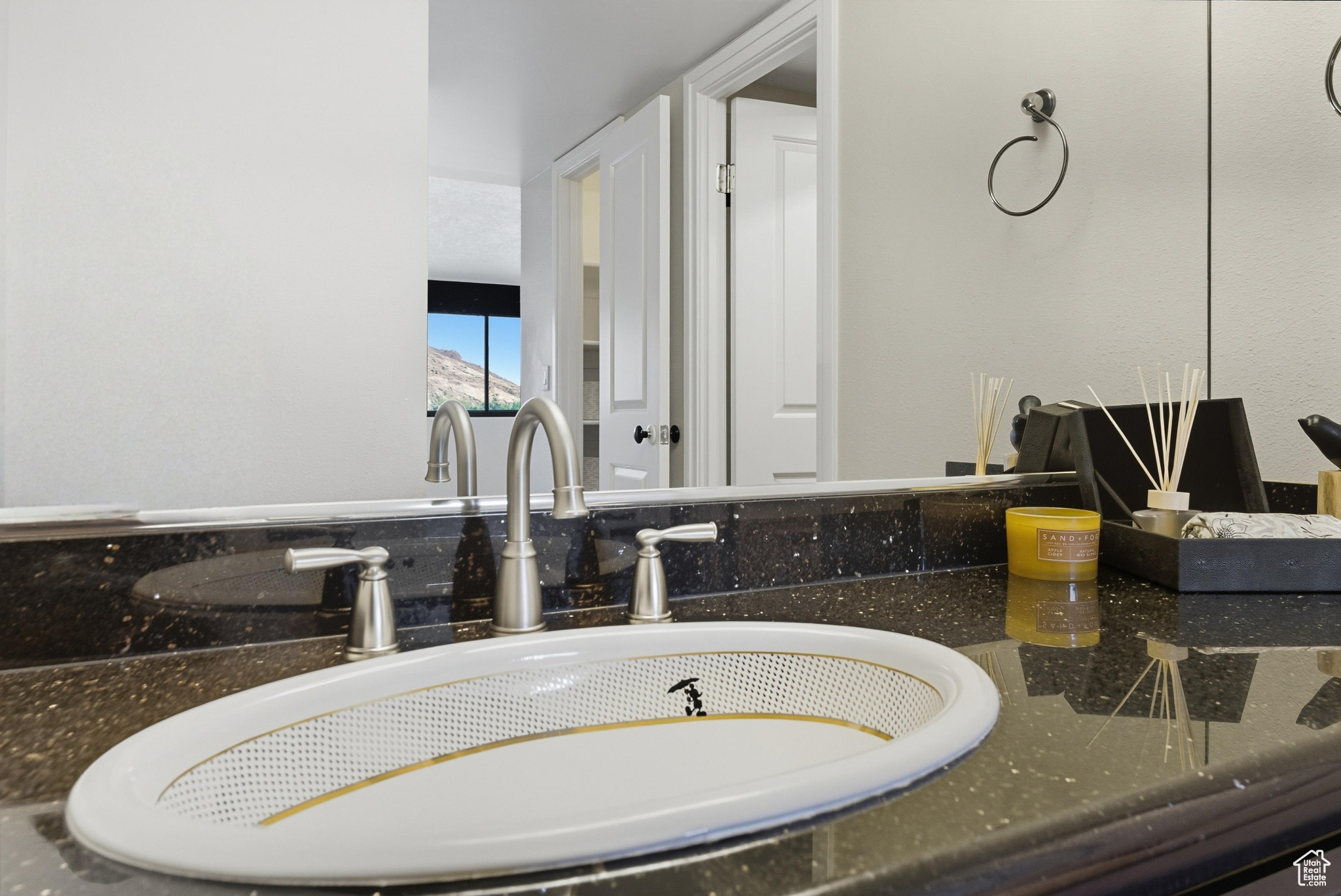 ZION SUMMIT CONDM - Residential