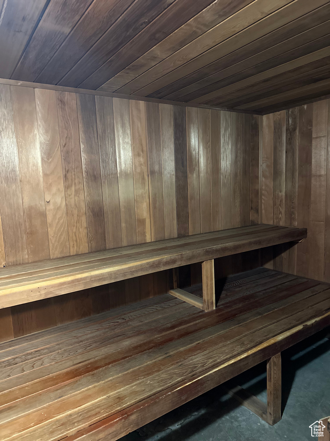 ZION SUMMIT CONDM - Residential