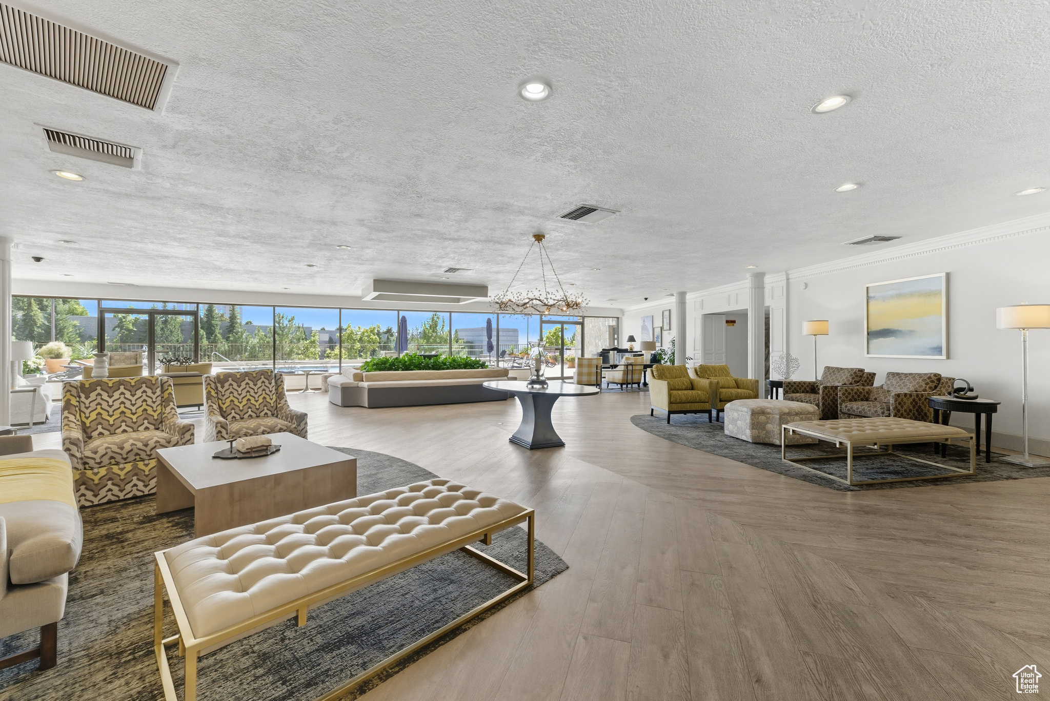 ZION SUMMIT CONDM - Residential