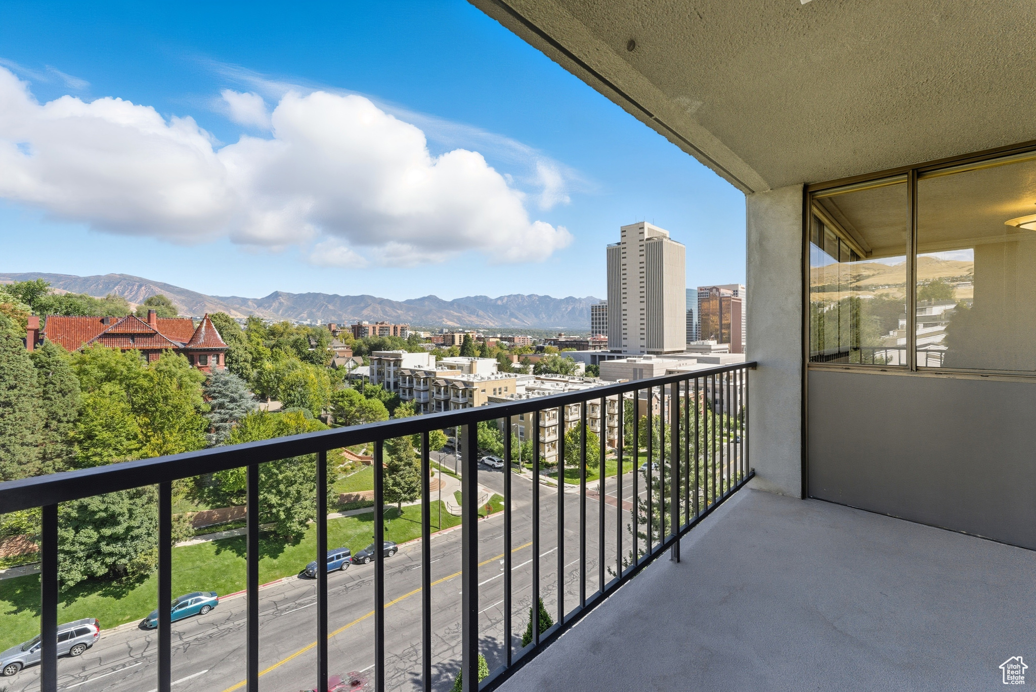 ZION SUMMIT CONDM - Residential