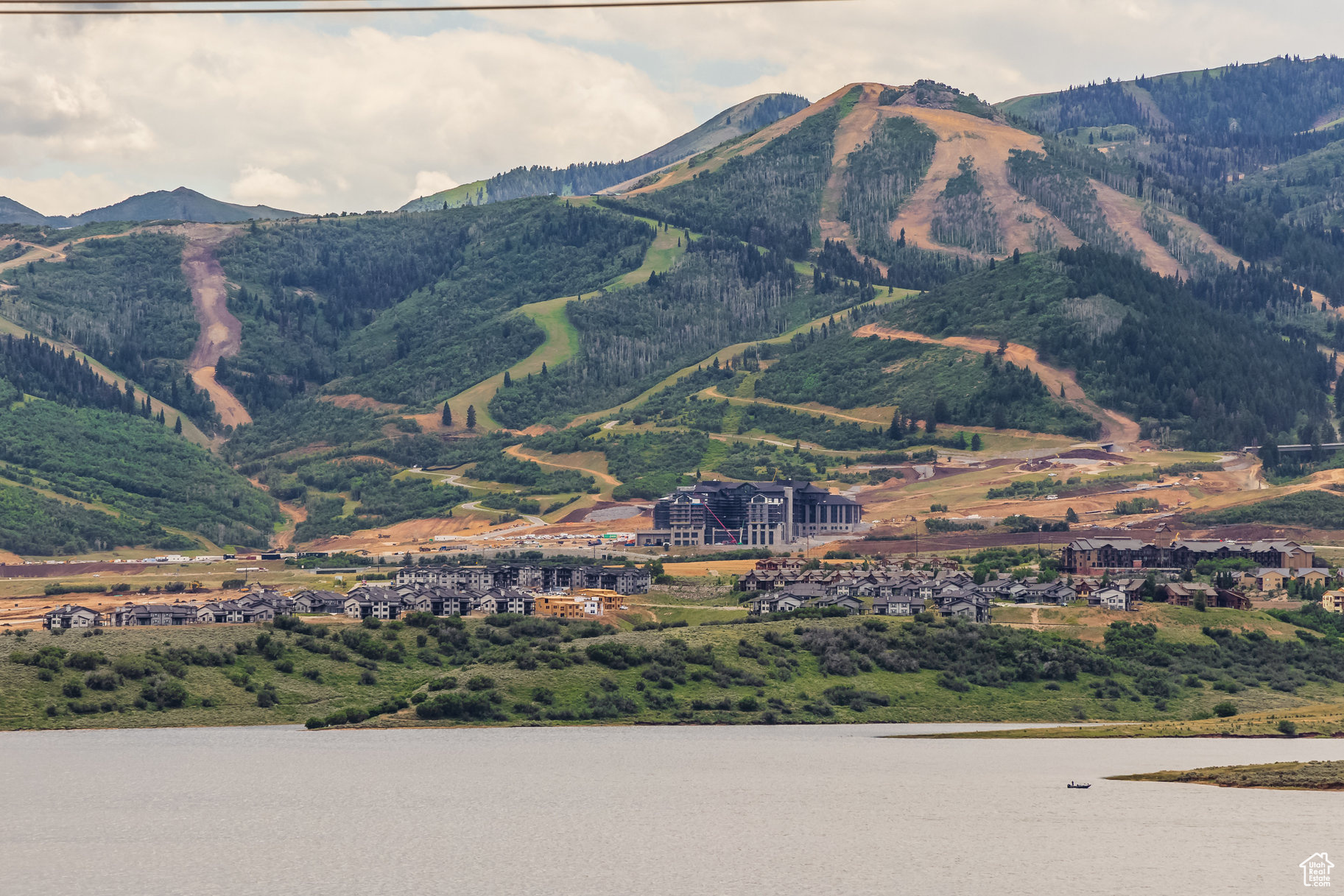 LAKE VIEW ESTATES - Residential