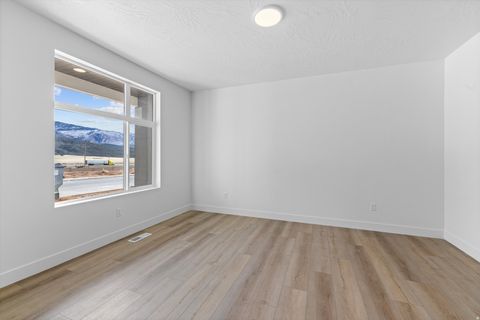 Tiny photo for 141 S 940 St E, Santaquin, UT 84655 (MLS # 2139621)