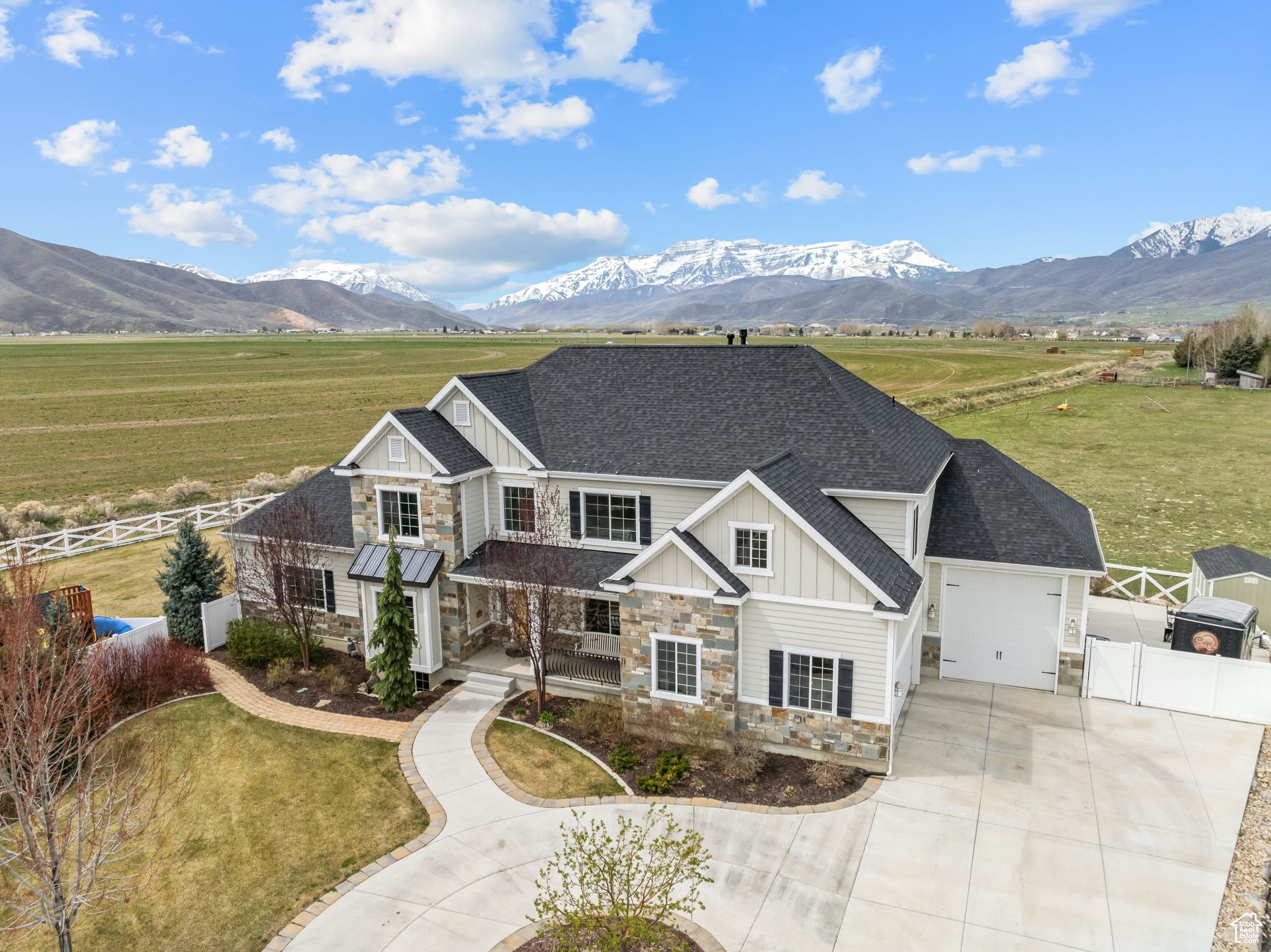 ALPINE MEADOWS - Residential