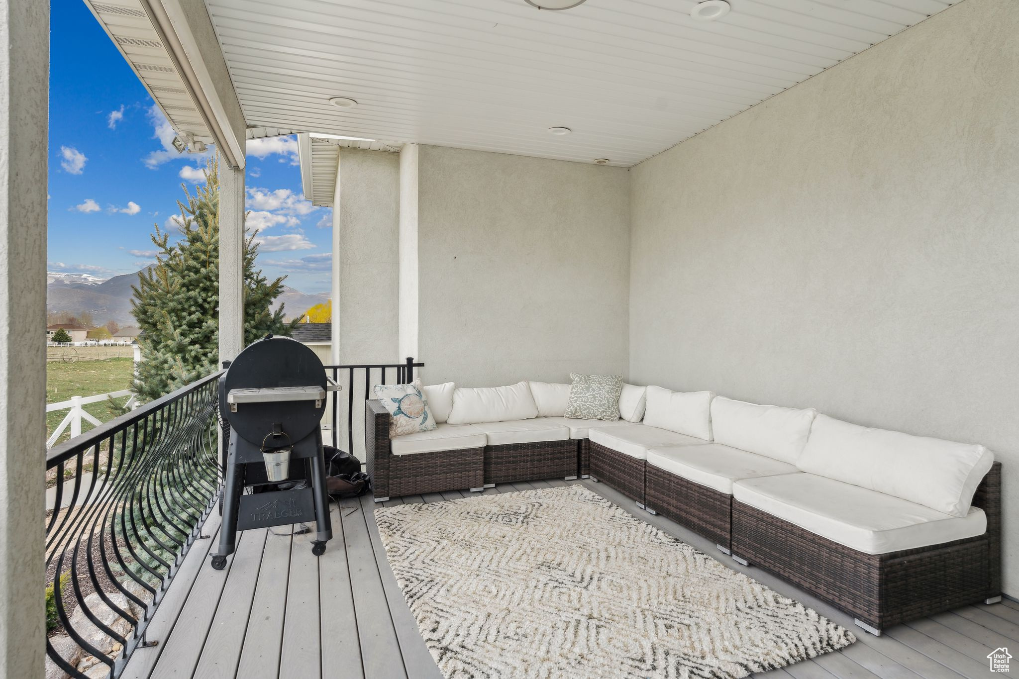 ALPINE MEADOWS - Residential