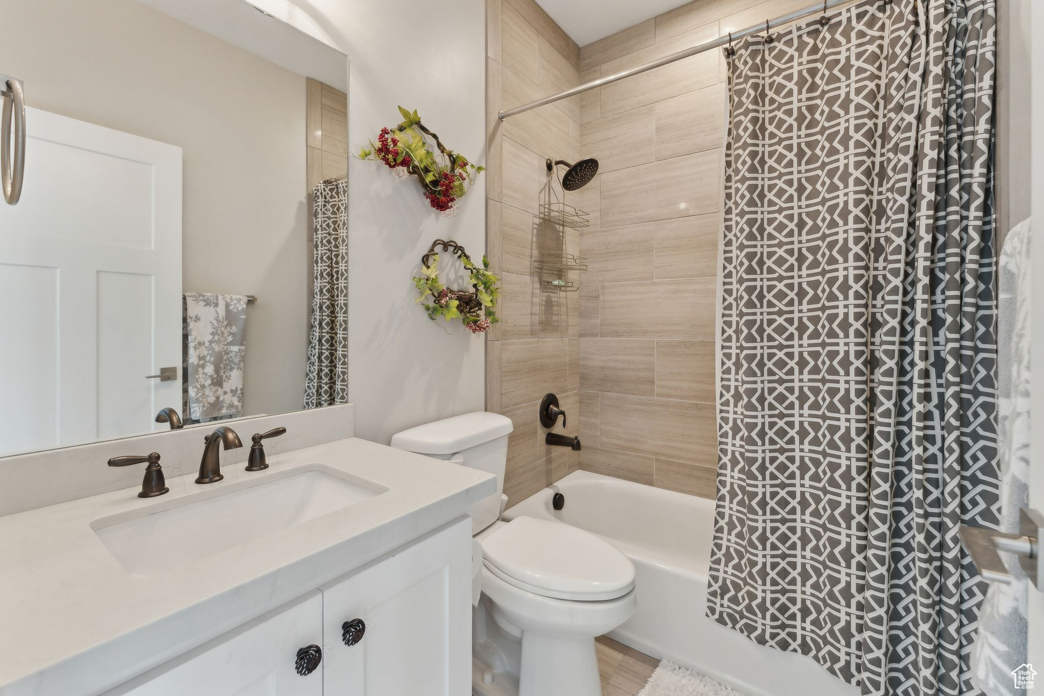 ALPINE MEADOWS - Residential