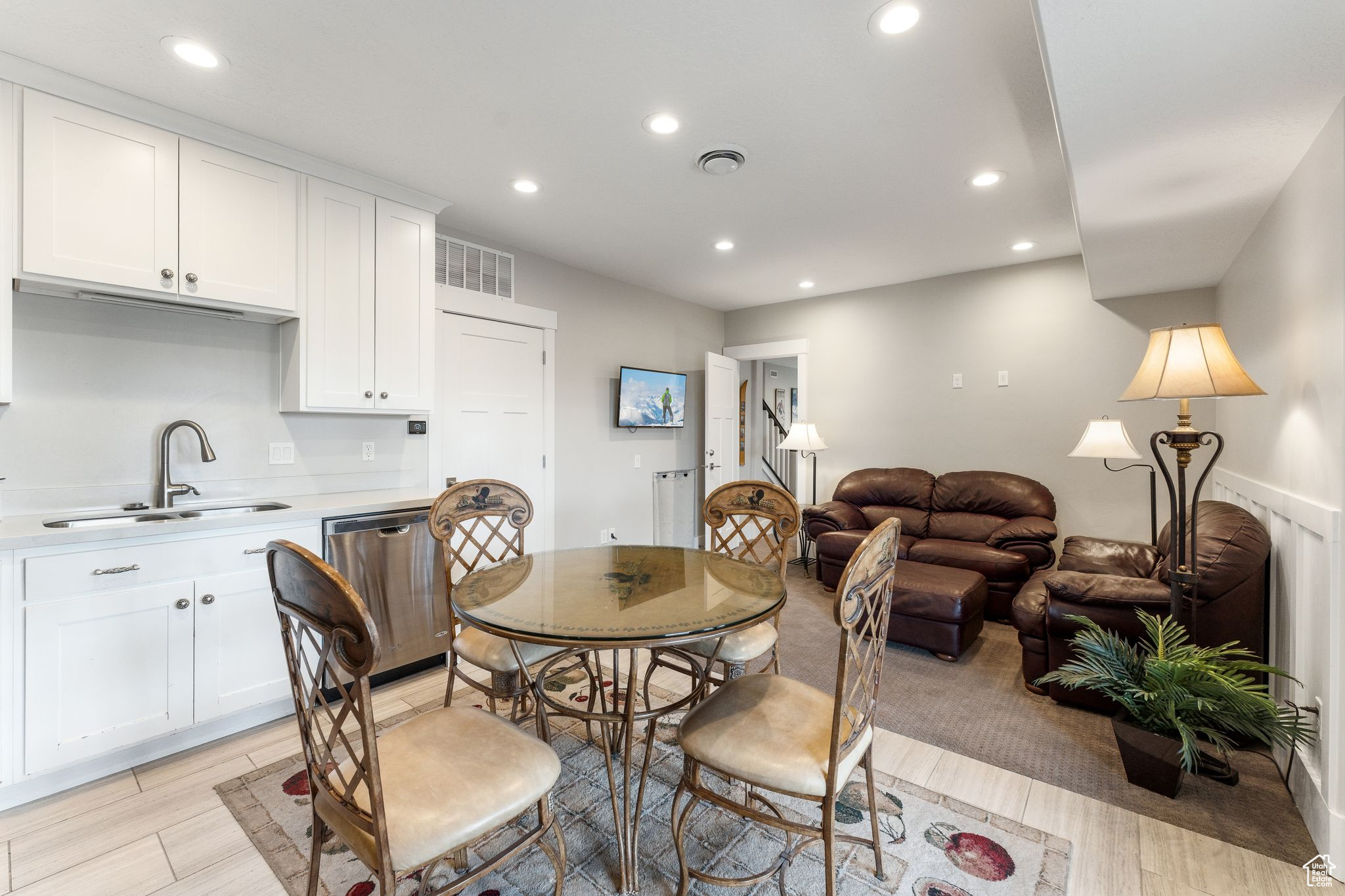 ALPINE MEADOWS - Residential