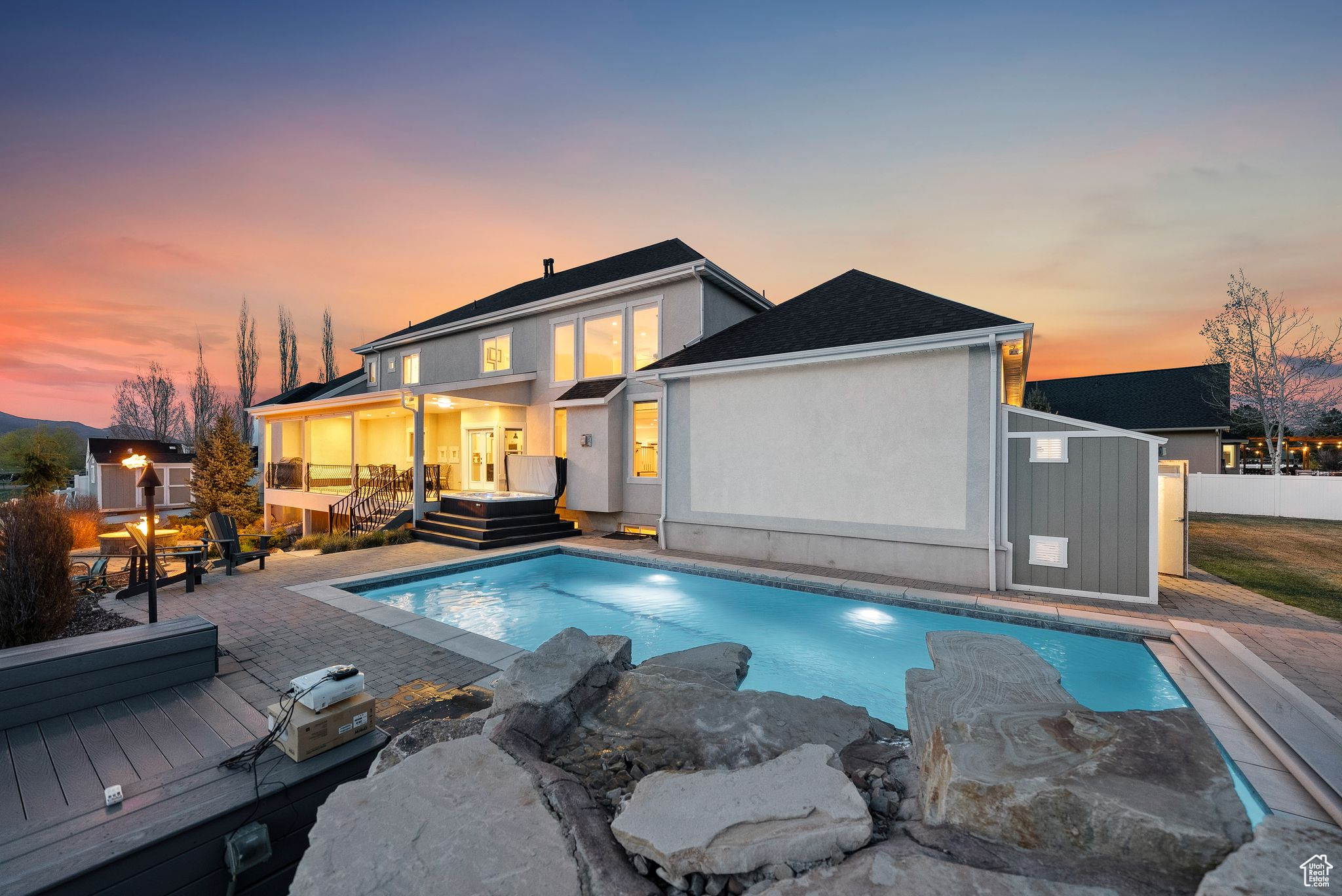 ALPINE MEADOWS - Residential