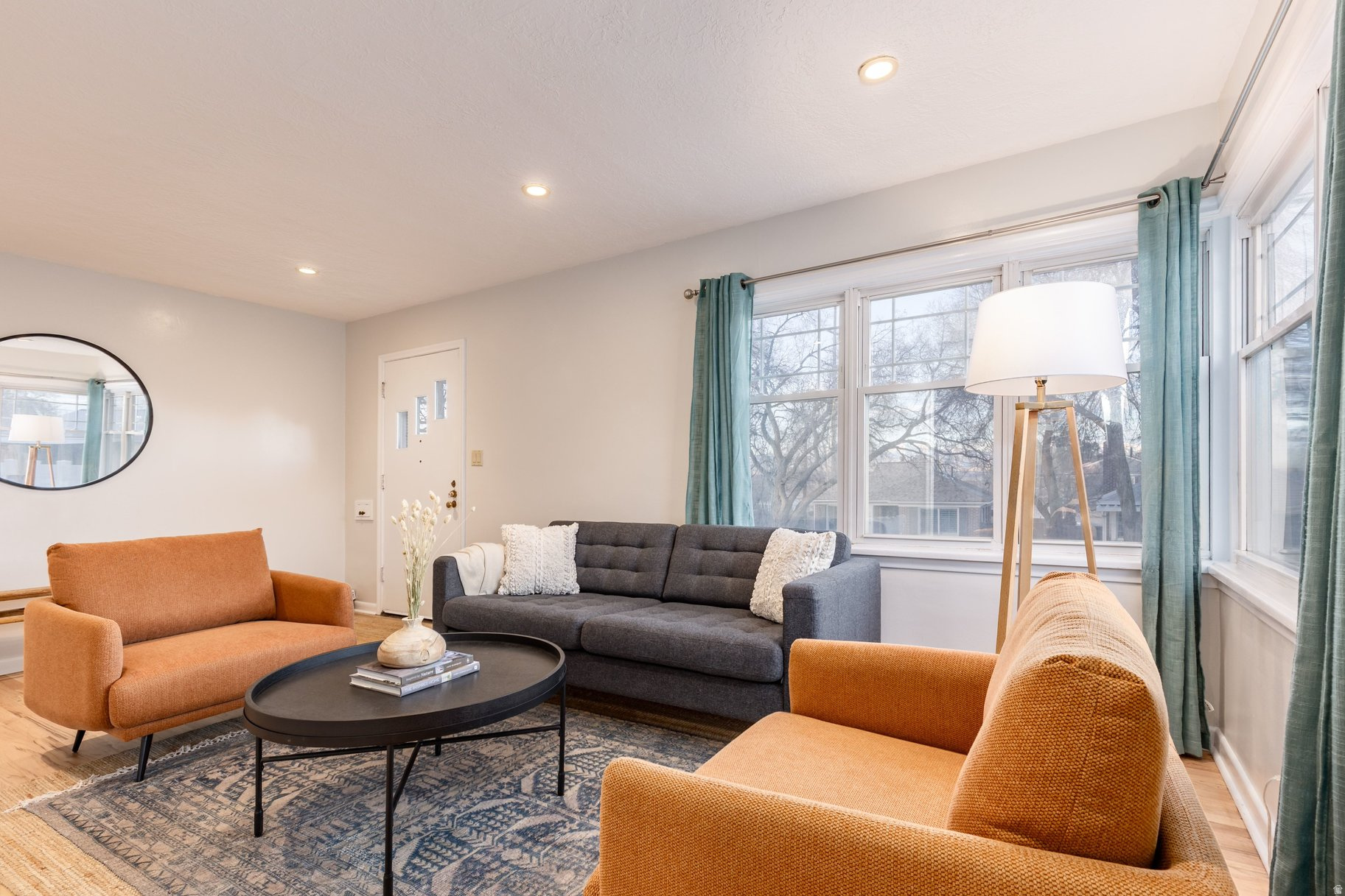 ROWENA - Residential