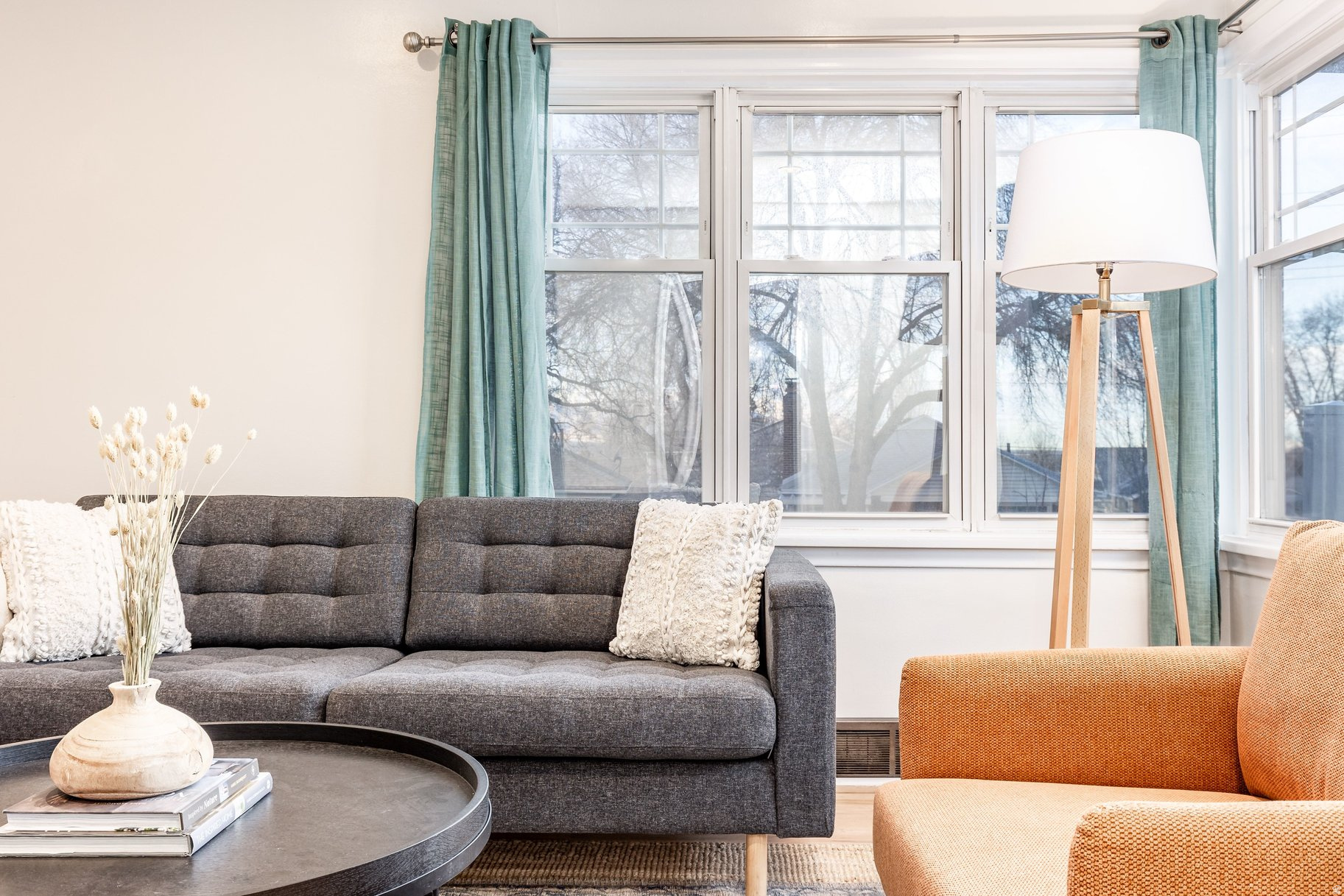 ROWENA - Residential